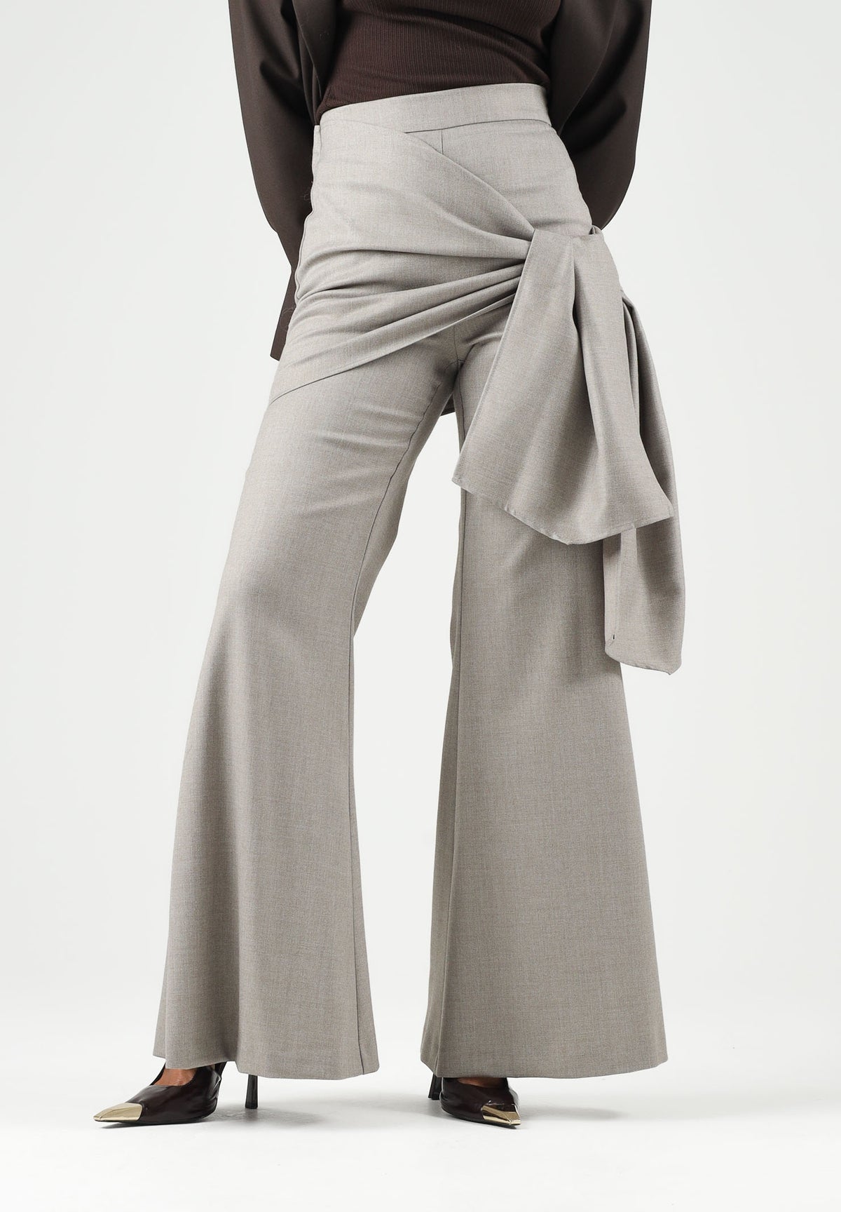 BOHEMIAN VI Pantaloni palazzo tortora-taupe da donna con fusciacca laterale<BR/> BHPA050 TA BOHEMIAN VI