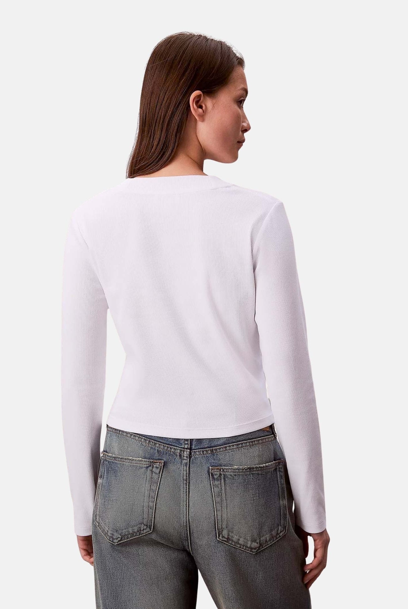 CALVIN KLEIN JEANS Maglia A-LS MONOGRAM BABY TEE, color bright bianca da donna con monogramma frontale<BR/> LV047A803G YAF CALVIN KLEIN