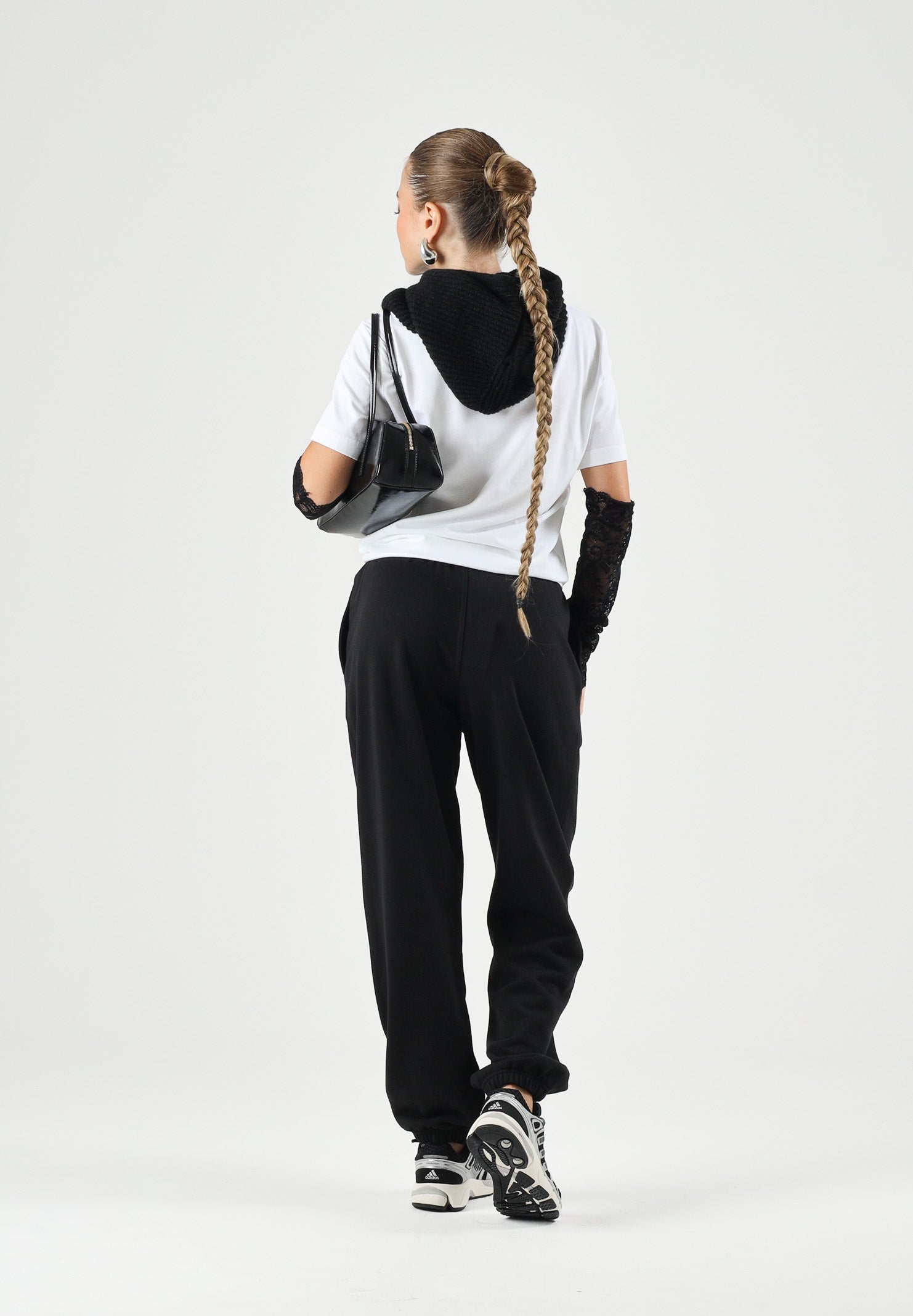 CALVIN KLEIN Pantaloni MONOLOGO FRENCH TERRY jogger nero da donna con logo CK laterale tono su tono<BR/> LV047B235G UB1 CALVIN KLEIN