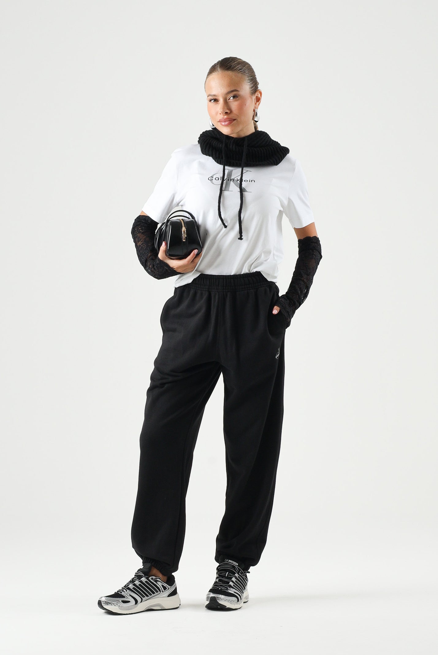 CALVIN KLEIN T-shirt Monogram Logo colore brand Bright White, corrispondente al bianco, da donna. LV047B865G YAA CALVIN KLEIN