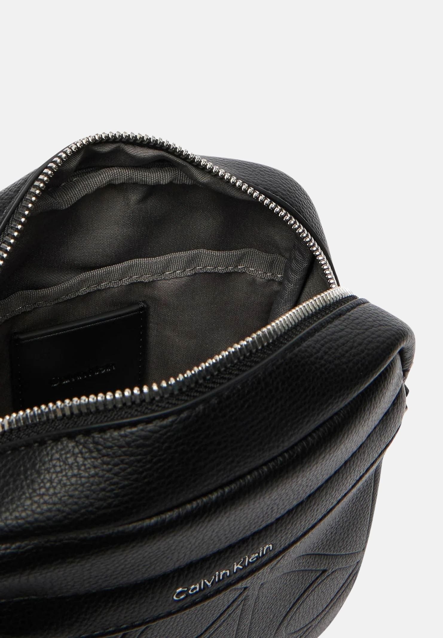 CALVIN KLEIN borsa a tracolla Emblem AOP Emboss Reporter colore black, nero, uomo LV04D3331G UB1 CALVIN KLEIN