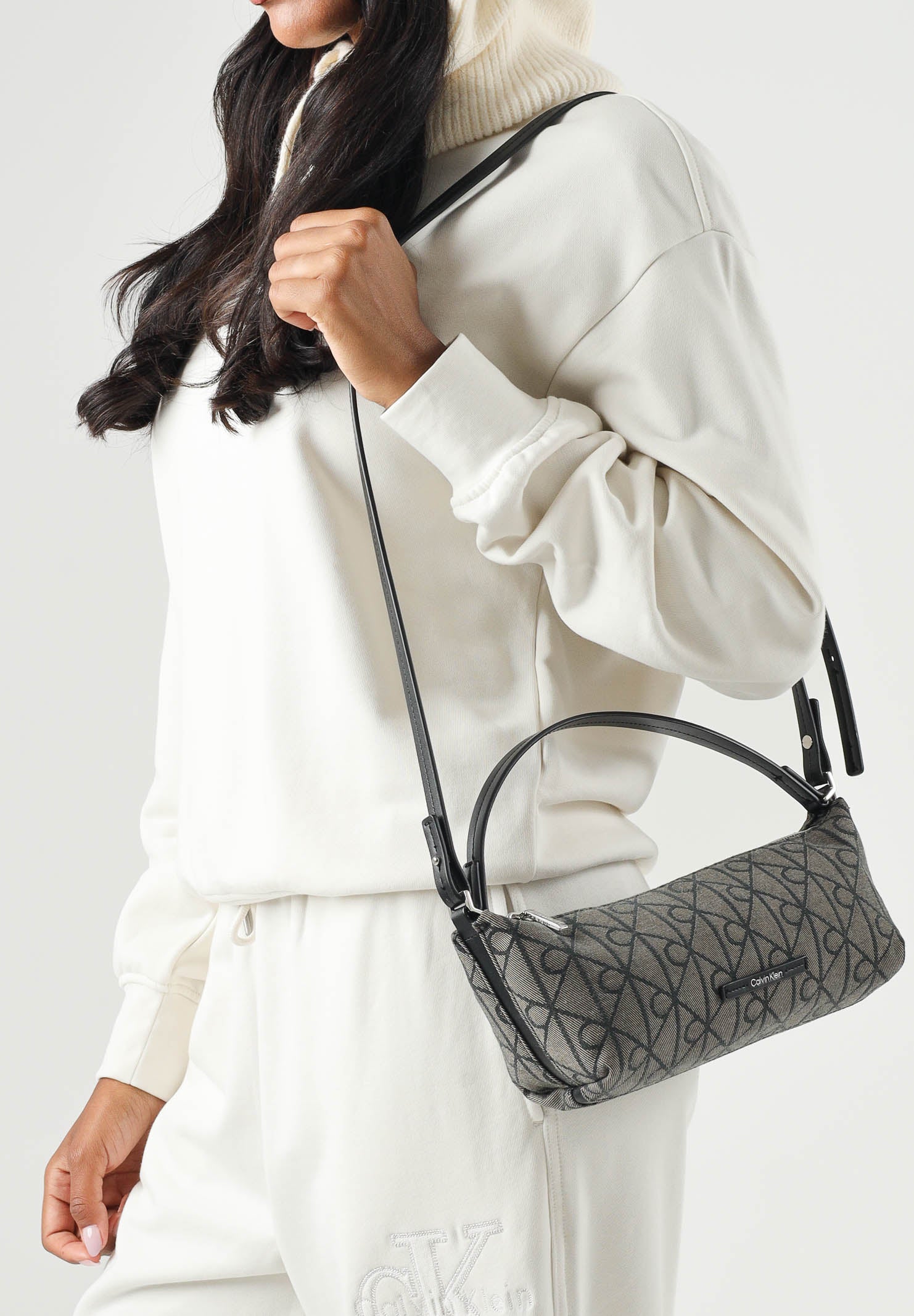 CALVIN KLEIN Borsa a tracolla linea Emblem Lotus Beige da donna LV04F3634G 7UL CALVIN KLEIN