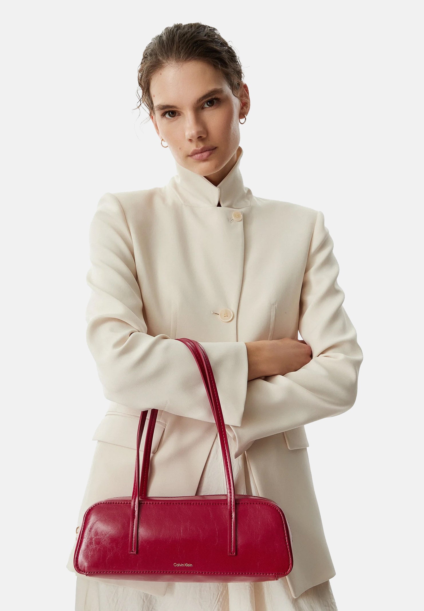 CALVIN KLEIN borsa media a spalla Foil Logo Glossy Bauletto Shoulder Bag Bordeaux Wine e bordeaux, donna. LV04F3638G XLL CALVIN KLEIN