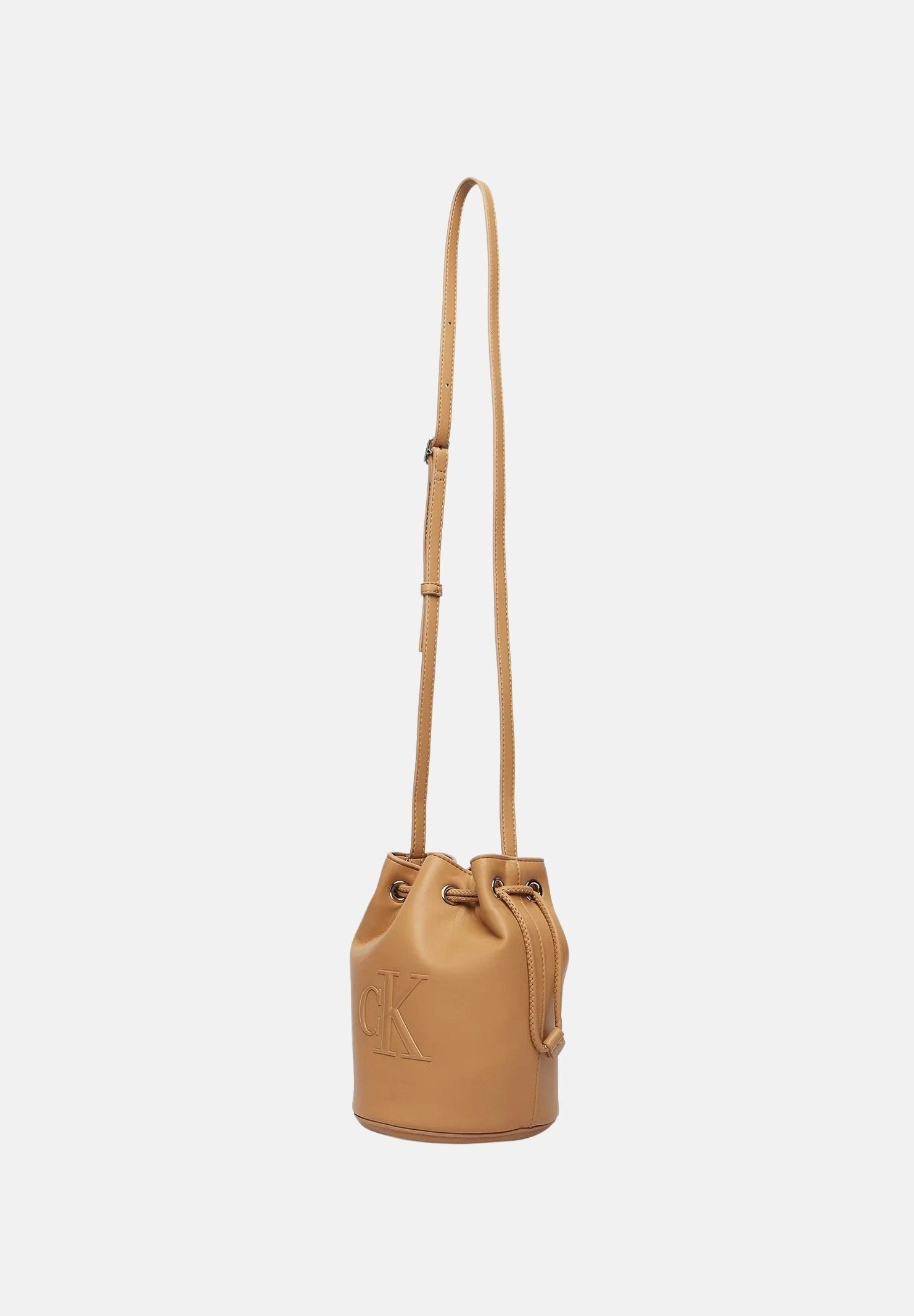 Calvin Klein borsa a secchiello Bold CK Small Bucket Bag colore Tannin, beige cammello da donna LV04F3640G RAJ CALVIN KLEIN