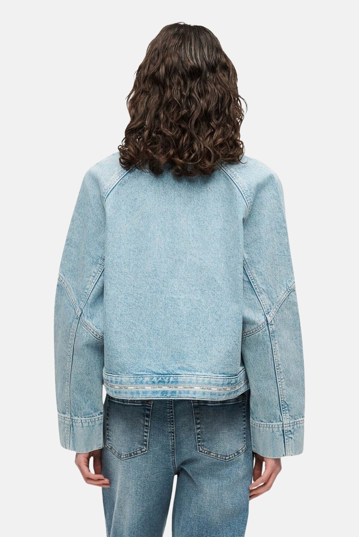 CALVIN KLEIN JEANS Giacca BOXY di jeans, tape denim azzurro chiaro da donna con nastro logato Calvin Klein.<BR/> LV047G726G YP3 CALVIN KLEIN JEANS
