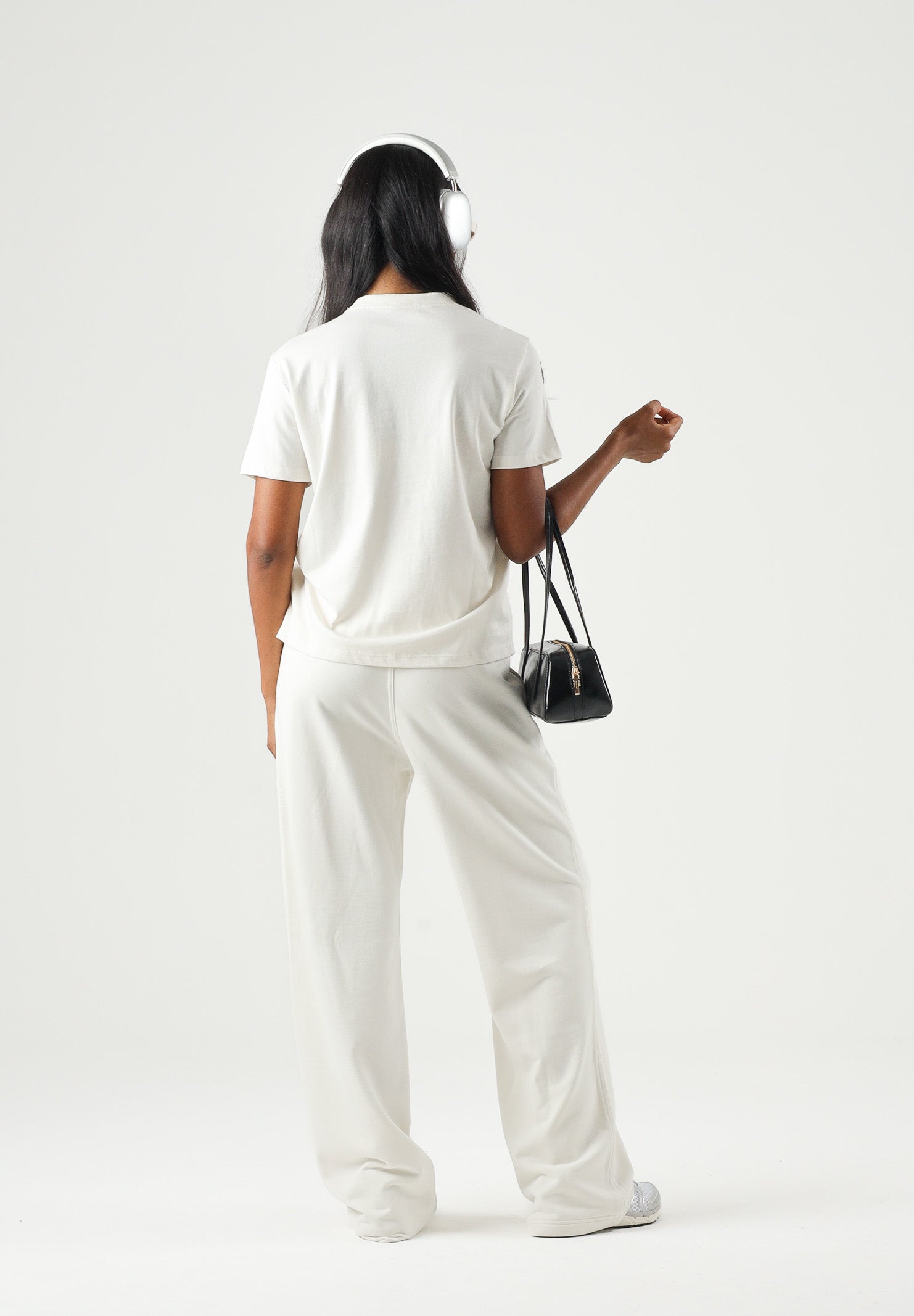 CALVIN KLEIN JEANS T-shirt SS BABY TERRY, hero panna da donna <BR/>con maxi monogramma CK tono su tono LV047G829G YAS CALVIN KLEIN JEANS