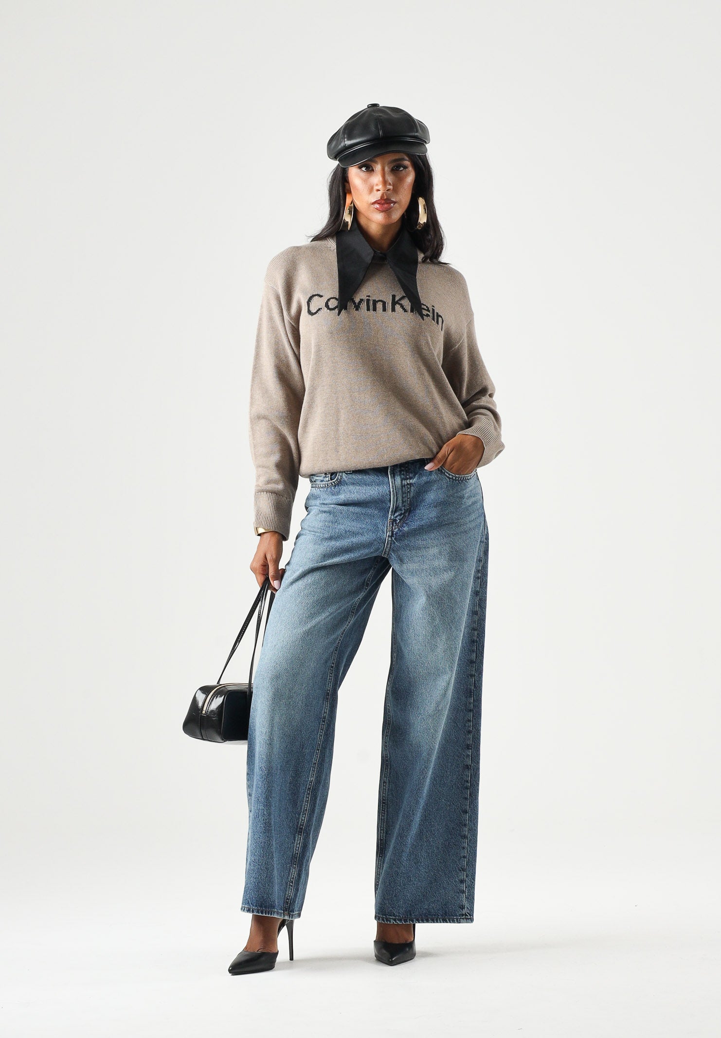 CALVIN KLEIN JEANS Jeans airway blu da donna con lavaggio denim effetto used e gamba ampia cropped. LV047G912G YRE CALVIN KLEIN JEANS