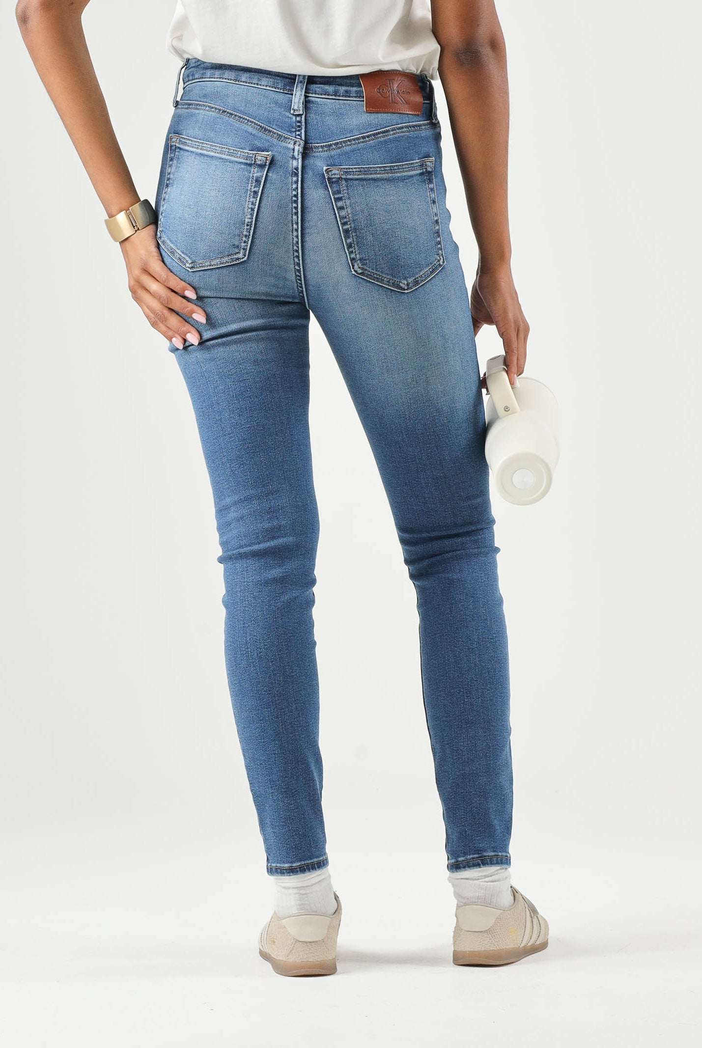 CALVIN KLEIN JEANS Jeans Indigo Station blu indaco da donna con lavaggio sfumato LV047G924G 3N9 CALVIN KLEIN JEANS