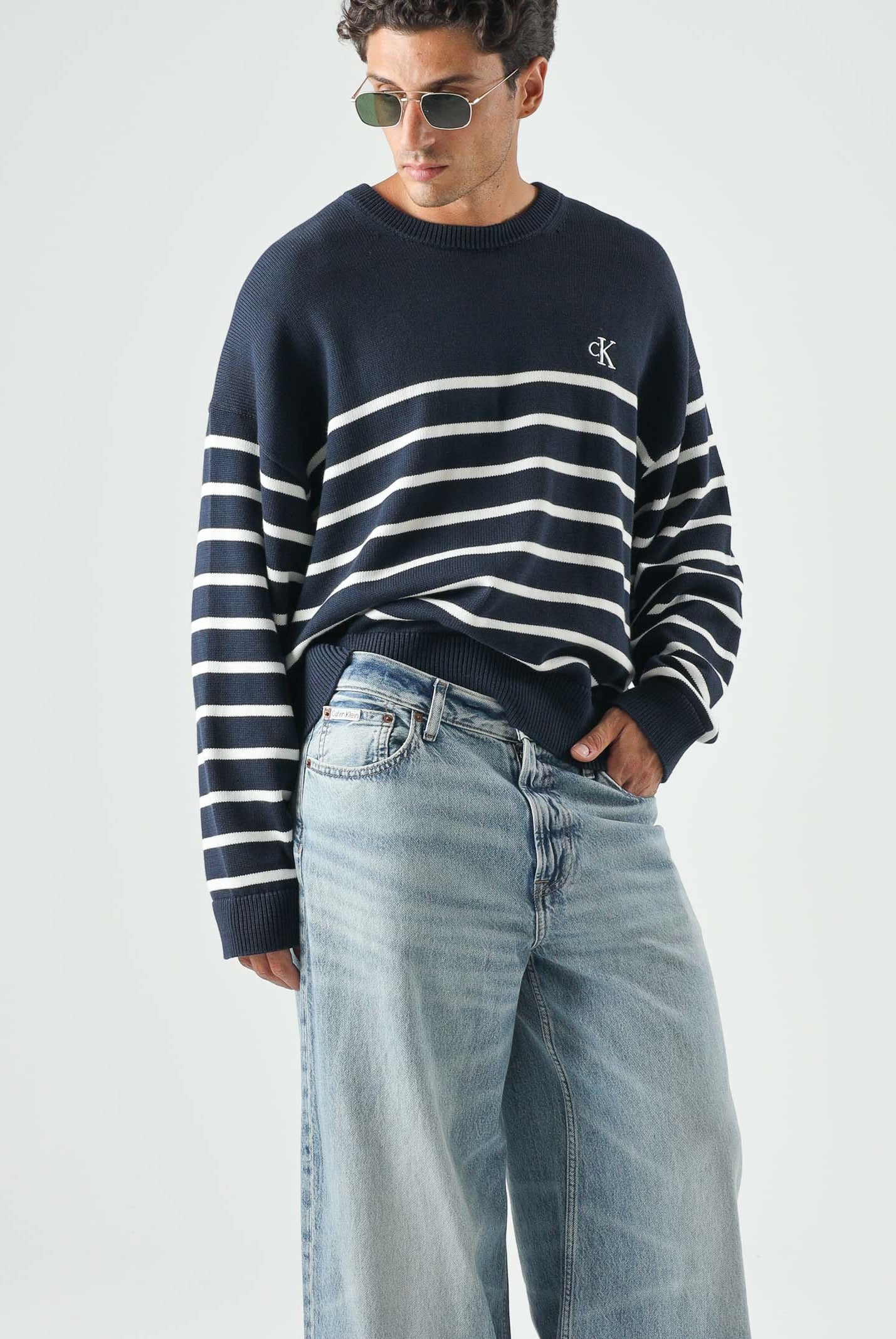 CALVIN KLEIN JEANS Maglione girocollo Dark Sapphire, blu navy da uomo. LV04RG305G CEF CALVIN KLEIN JEANS