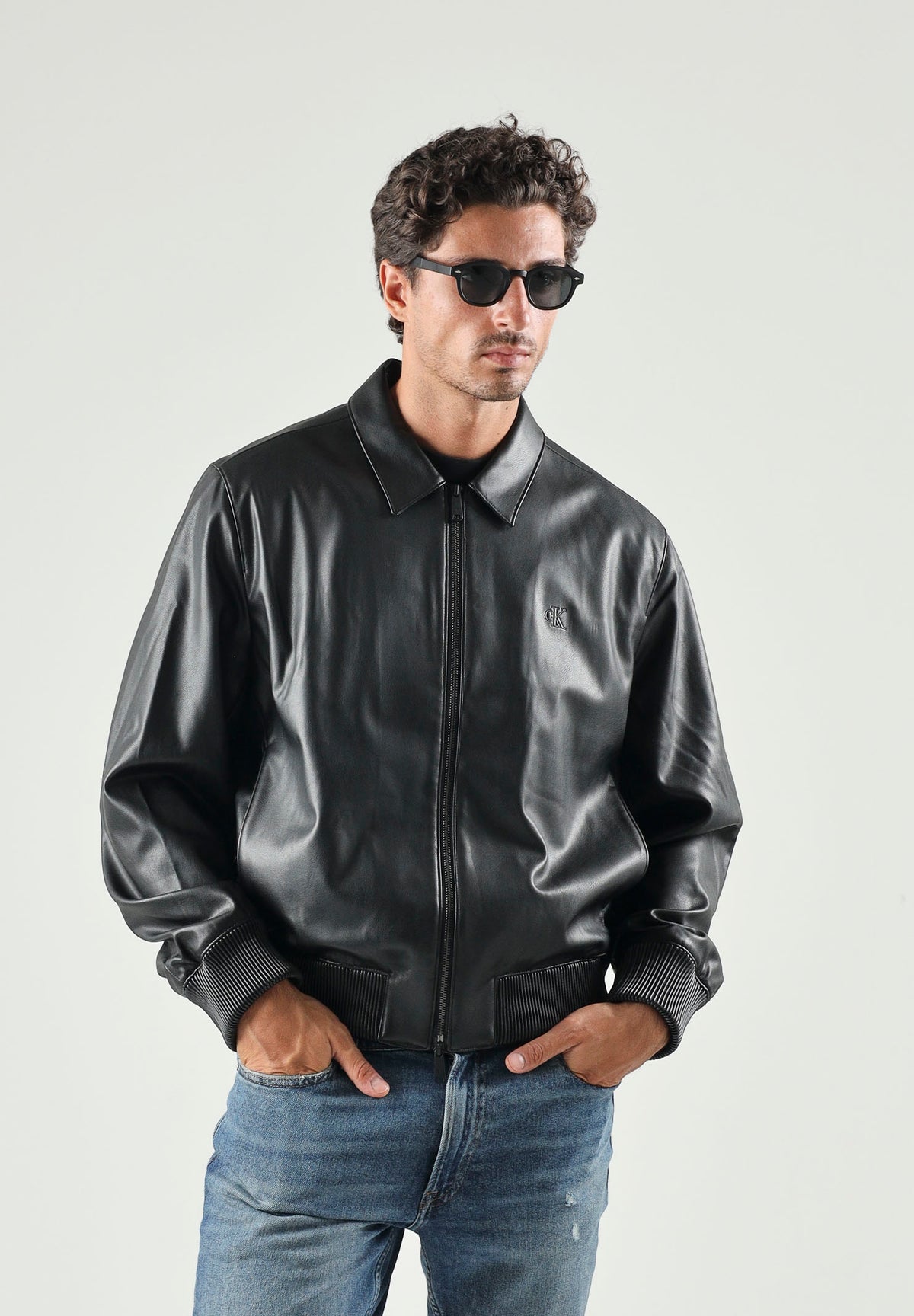 CALVIN KLEIN JEANS Giubbotto LS FAUX LEATHER nero da uomo in tinta unita effetto pelle. LV04RG406G UB1 CALVIN KLEIN JEANS