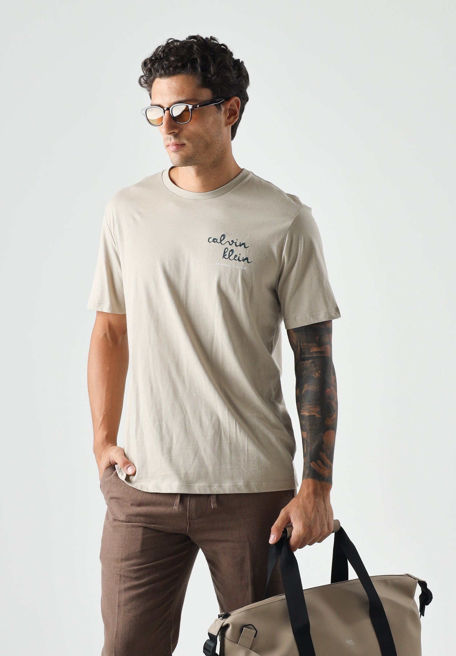 CALVIN KLEIN JEANS T-shirt TRVL LINES SEASONAL TEE beige da uomo LV04RG837G PED CALVIN KLEIN JEANS