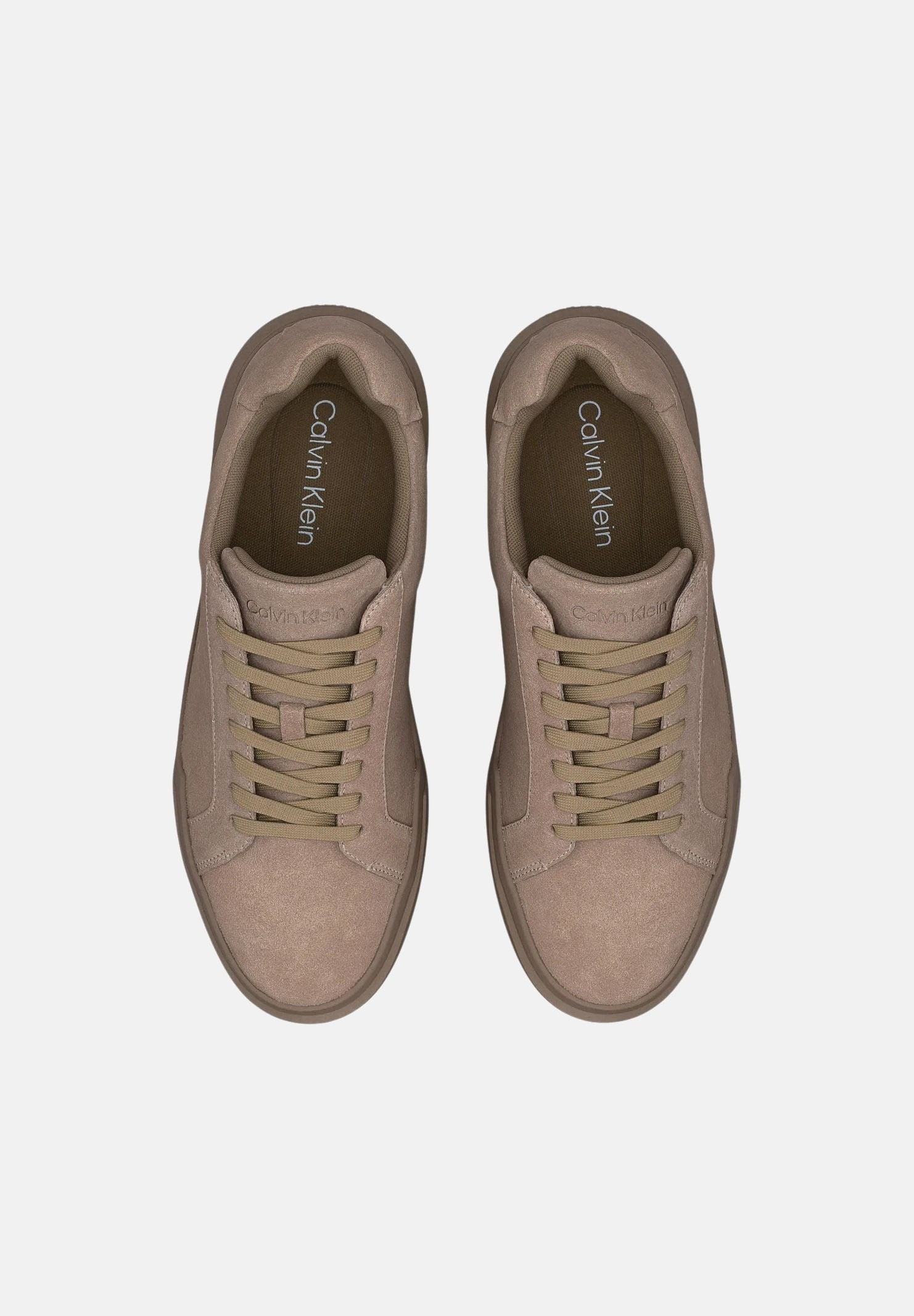 CALVIN KLEIN JEANS Sneackers CK AVENUE taupe-tortora da uomo con logo laterale <BR/> YM0YM01453 PBO CALVIN KLEIN JEANS