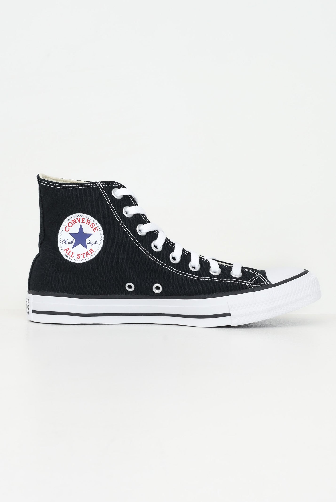 Sneakers CHUCK TAYLOR ALL STAR CLASSIC nere per uomo e donna M9160C . CONVERSE
