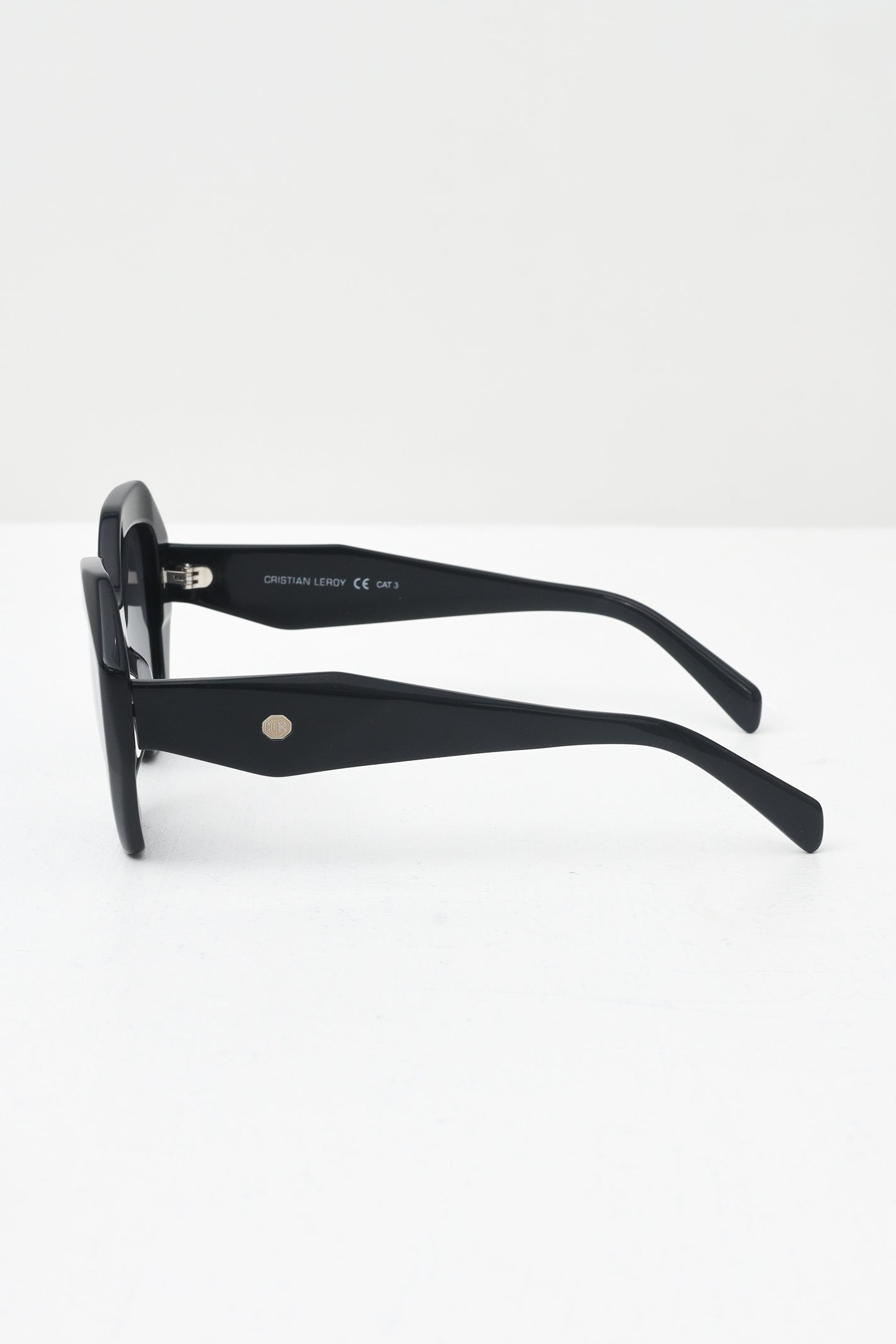 CRISTIAN LEROY Occhiali da sole neri da donna dal design ottagonale 25070 01 CRISTIAN LEROY