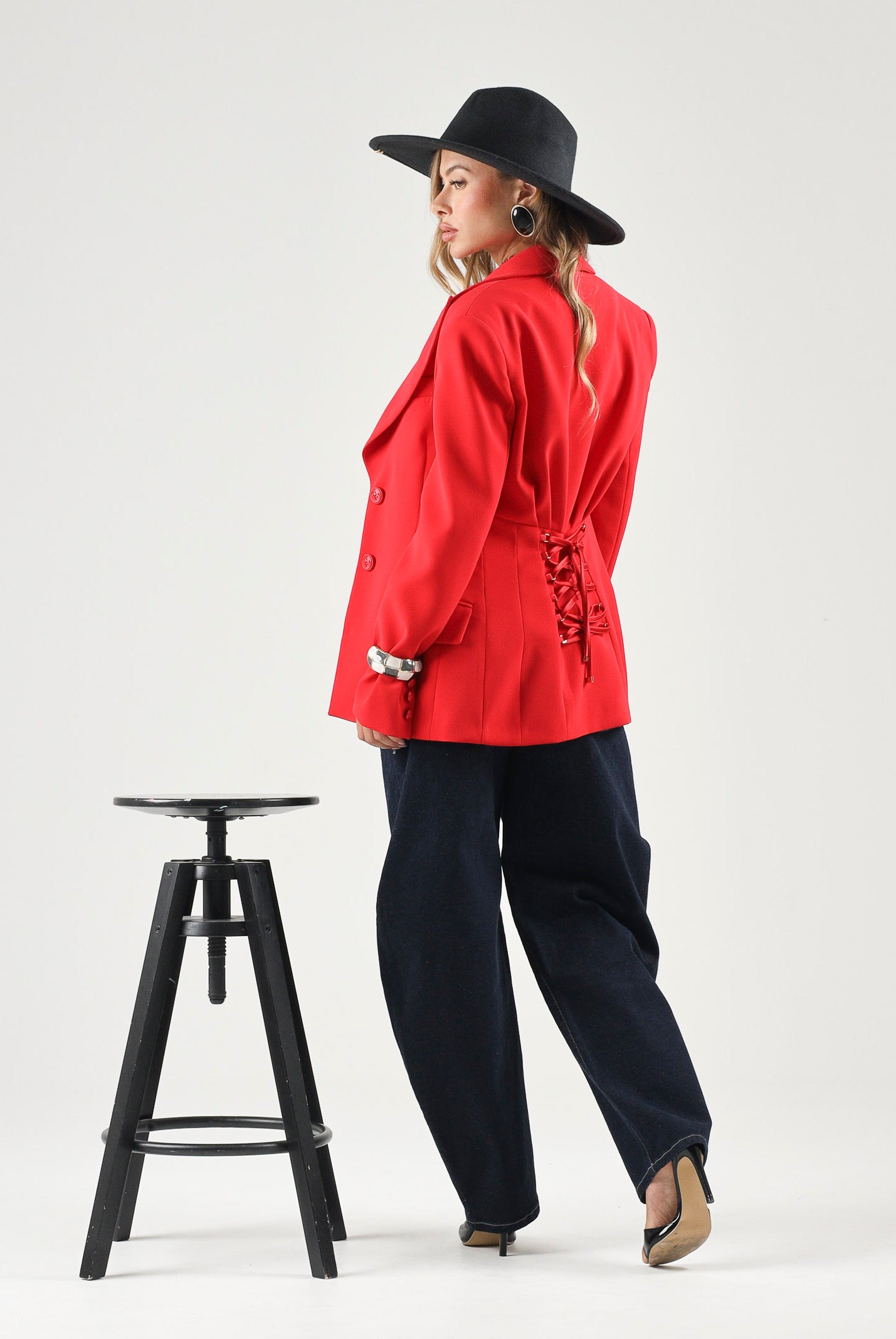DIESEL Jeans D-MILTY denim blu scuro, per donna, ragazzi e bambini con cuciture a contrasto. J02885KXBUS K01 DIESEL