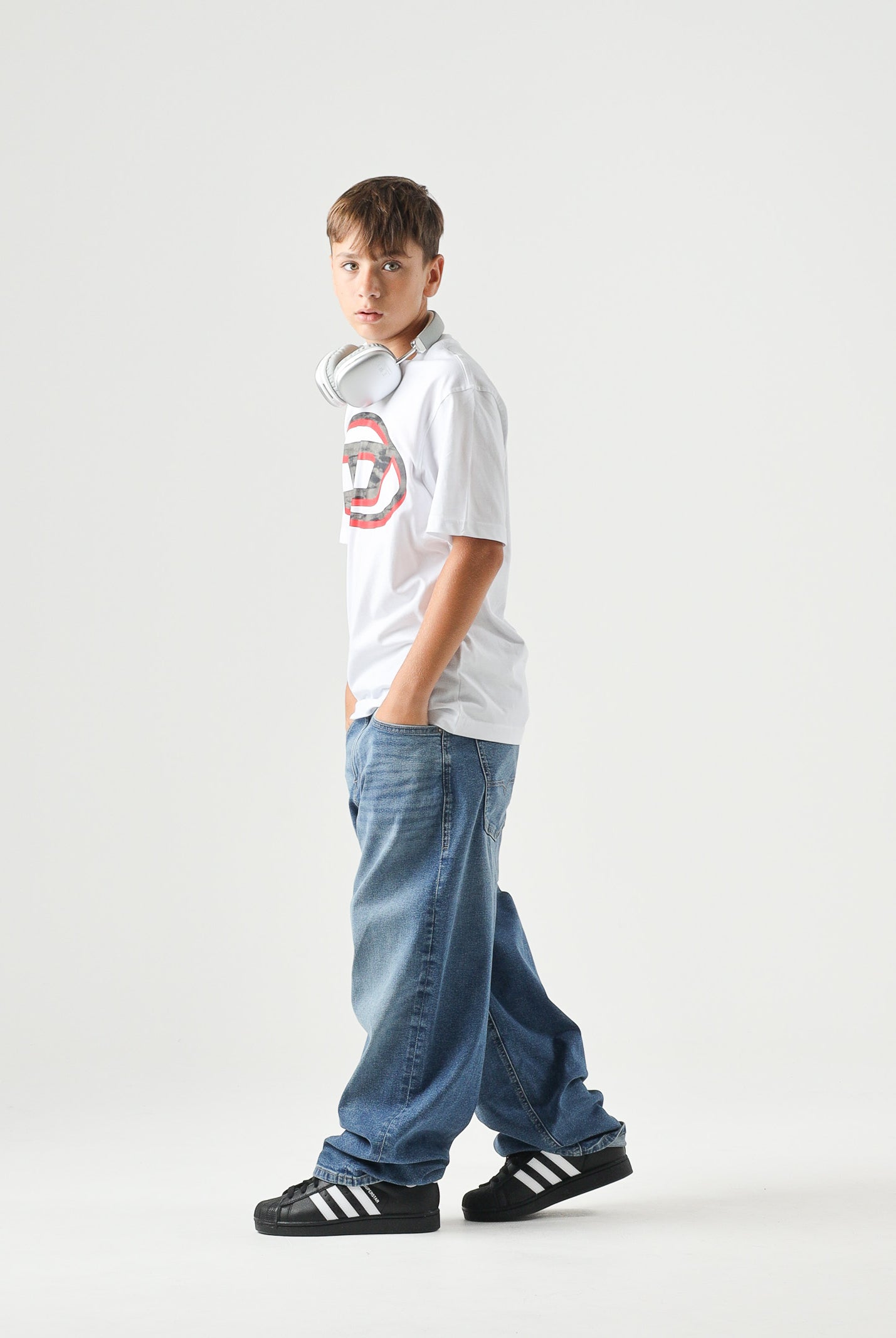DIESEL Jeans D-DEVON denim blu medio, per donna, ragazzi e bambini con cuciture a contrasto J02889KXBU3 K01 DIESEL