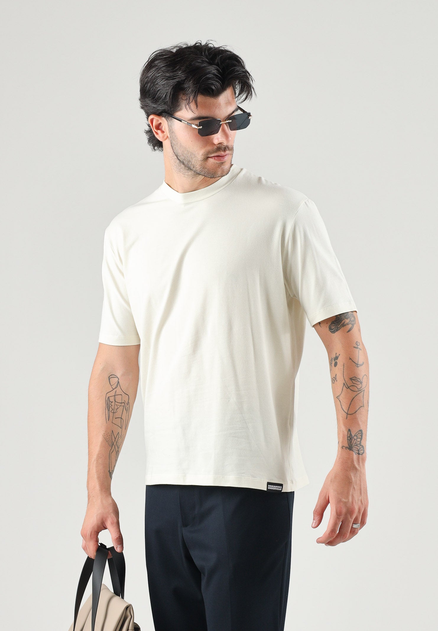 DSQUARED2 T-shirt manica corta ivory-panna per uomo con patch logo applicato D9M946460 105 DSQUARED2