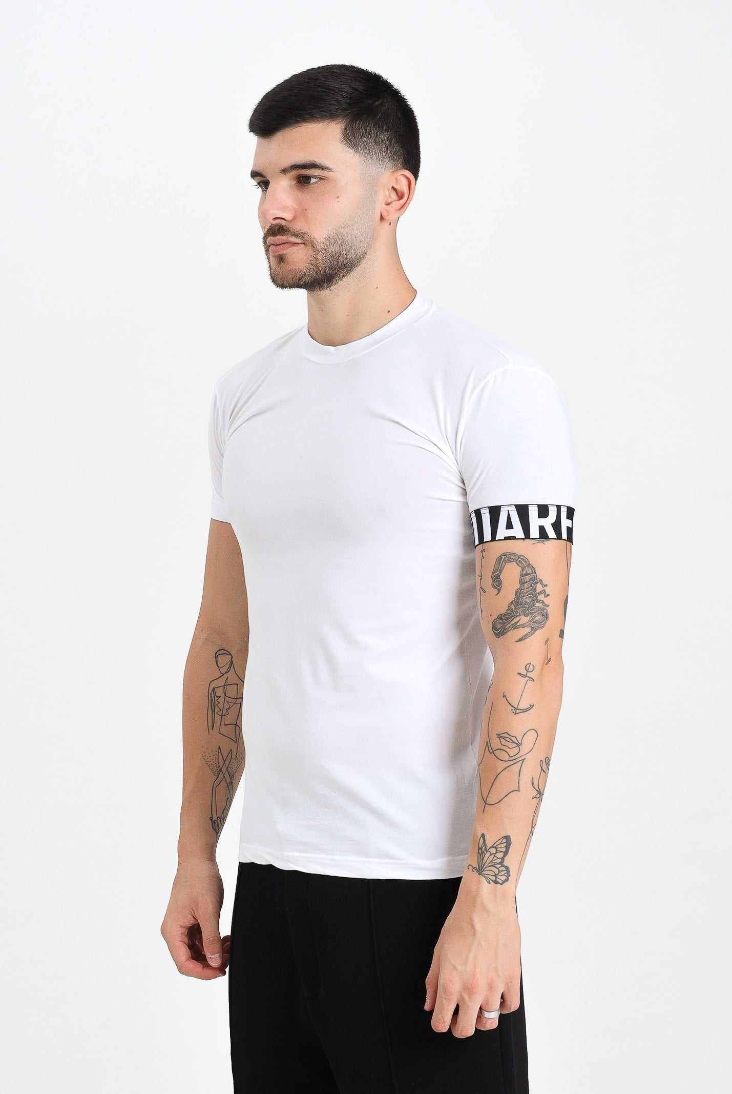 DSQUARED2 T-shirt a manica corta bianca da uomo con manica logata D9M3S6190 110 DSQUARED2