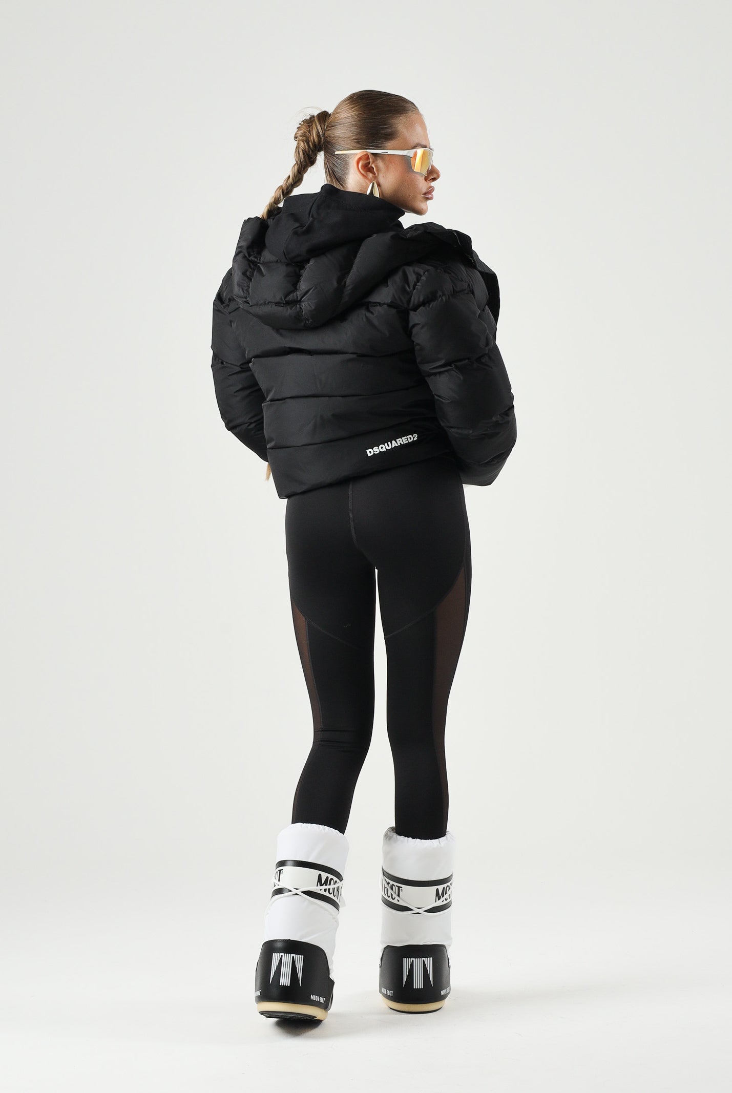 DSQUARED2 Giubbotto piumino nero per donna, ragazzi e bambini, con design trapuntato tinta unita.<BR/> DQ1090D00BN DQ900 DSQUARED2
