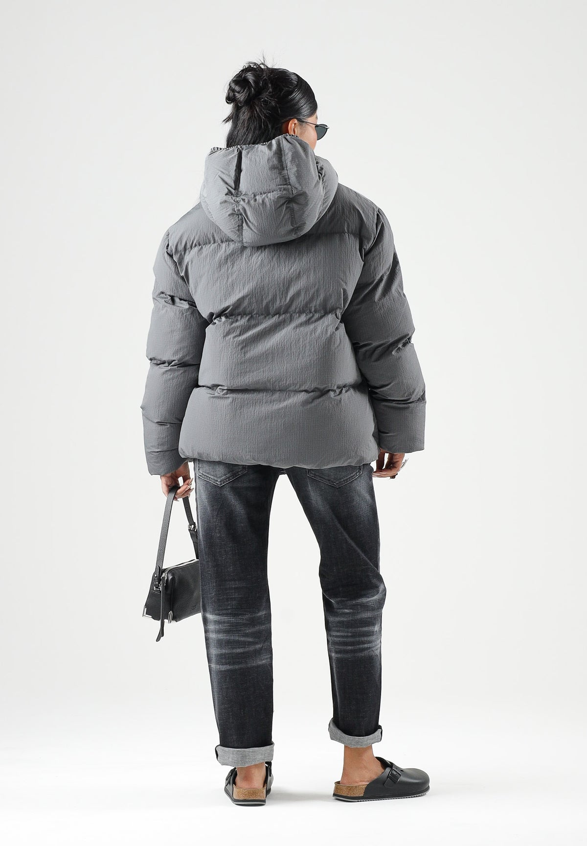 DSQUARED2 Piumino grigio antracite per donna, ragazzi e bambini con cappuccio, trapuntatura e stampa logo. DQ3042D0AID DQ913 DSQUARED2
