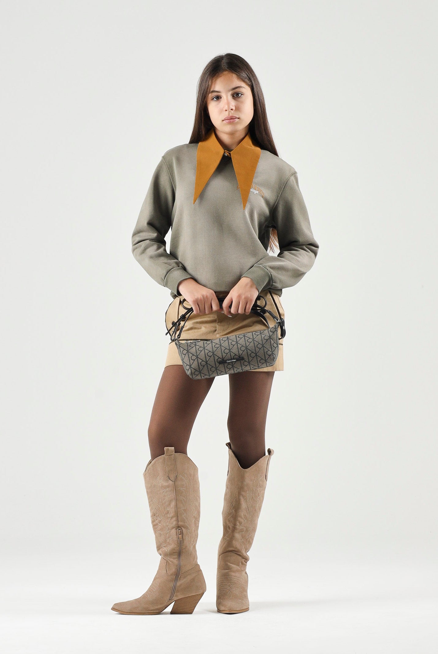 DSQUARED2 Felpa girocollo tarmac verde per donna, ragazzi e bambini con stampa logo sul petto. DQ3422D0AIM DQ558 DSQUARED2