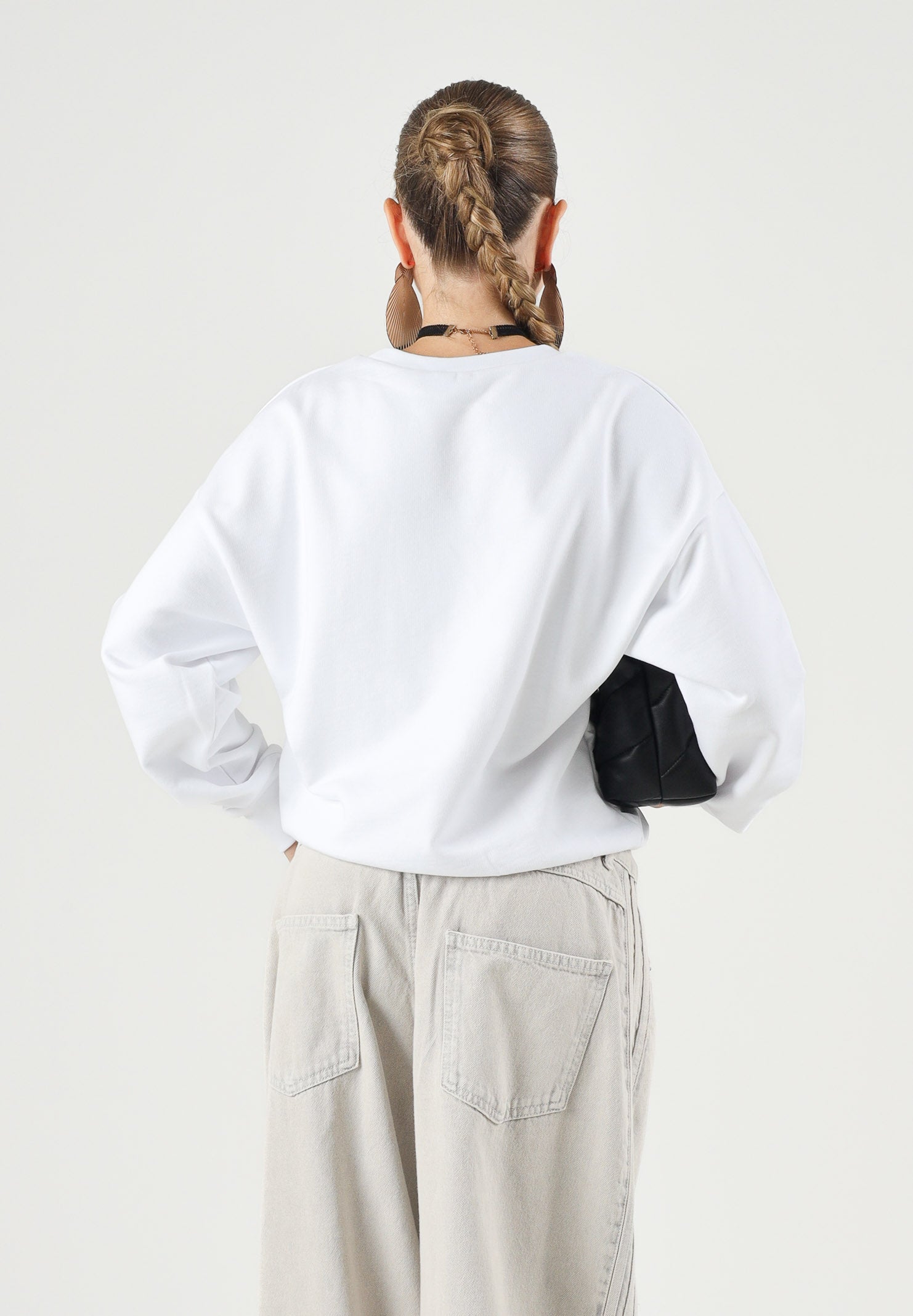 DSQUARED2 Felpa girocollo con logo, bianca, per donna, ragazzi e bambini con ricamp frontale. DQ3451D0AJ2 DQ100 DSQUARED2