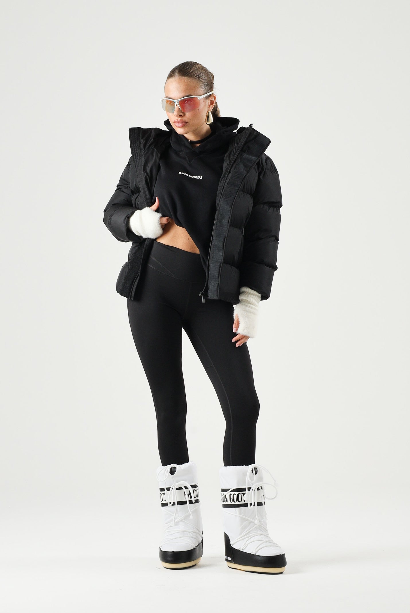 DSQUARED2 Felpa con cappuccio nera per donna, ragazzi e bambini con logo frontale. DQ3557D0AIZ DQ900 DSQUARED2