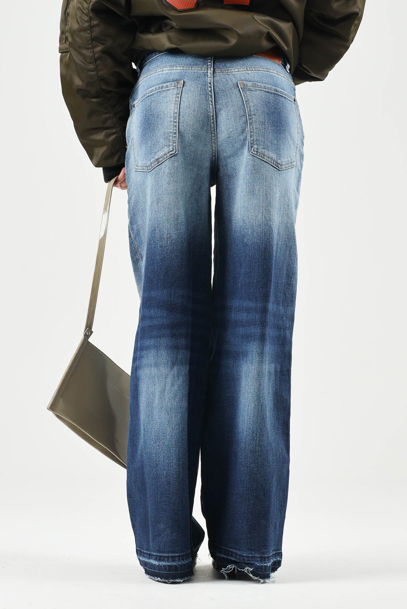 DSQUARED2 Jeans cropped in denim Blu, per donna, ragazzi e bambini con gamba ampia. DQ3577D0AHR DQ01 DSQUARED2