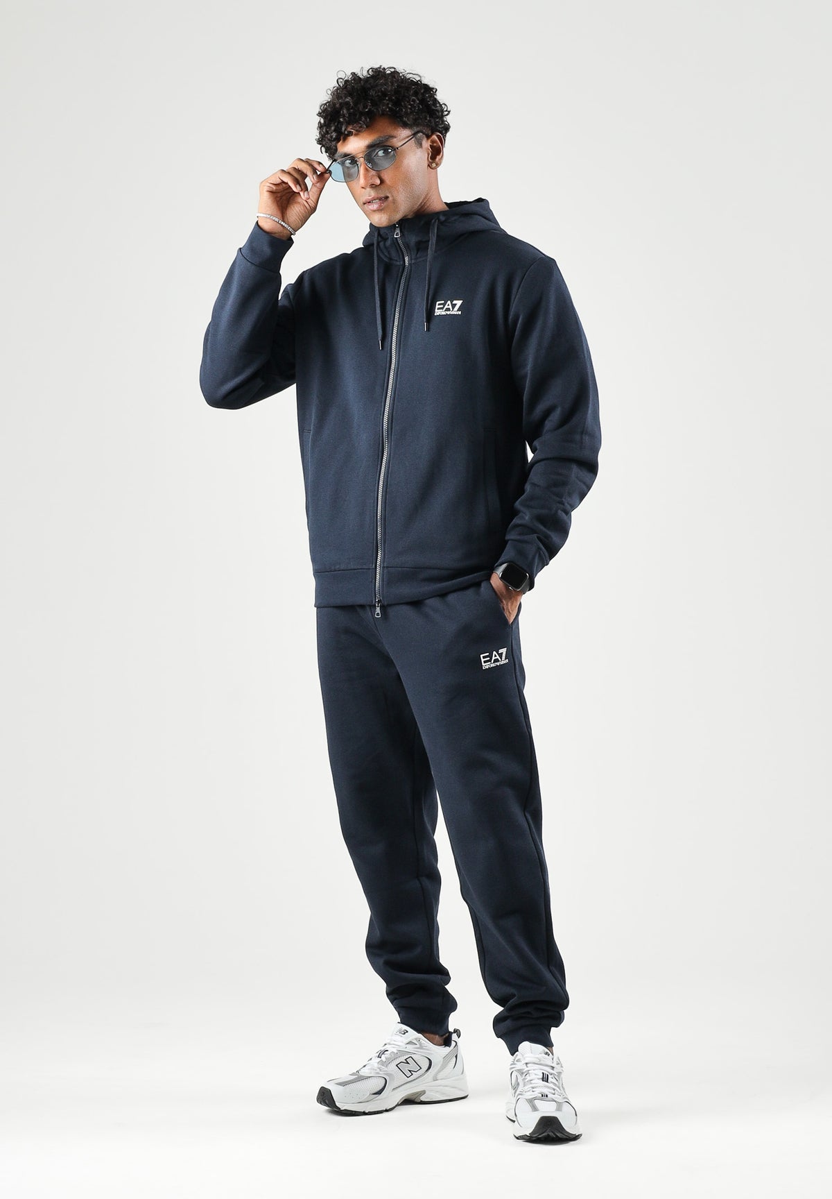 EA7 Tuta CORE IDENTITY navy-blu da uomo con piccolo logo 8NPV68PJVTZ 1562 EA7