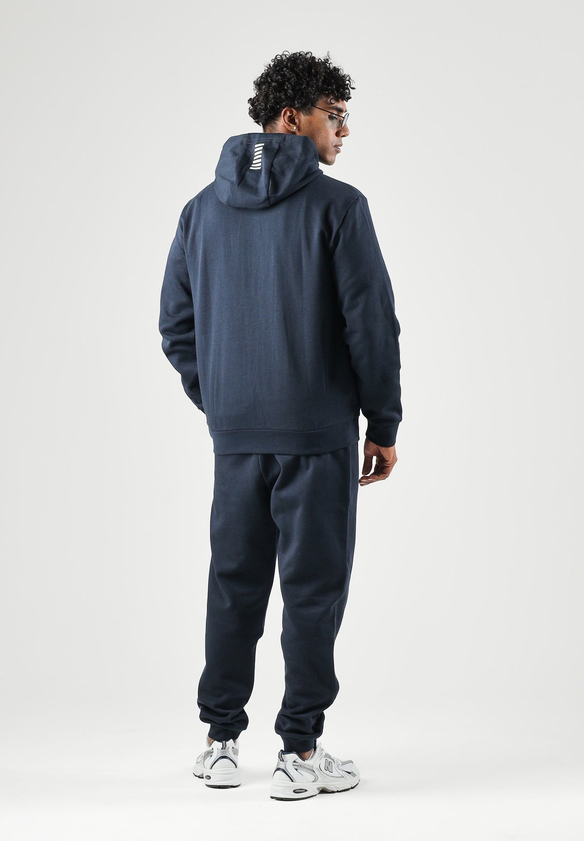 EA7 Tuta CORE IDENTITY navy-blu da uomo con piccolo logo 8NPV68PJVTZ 1562 EA7