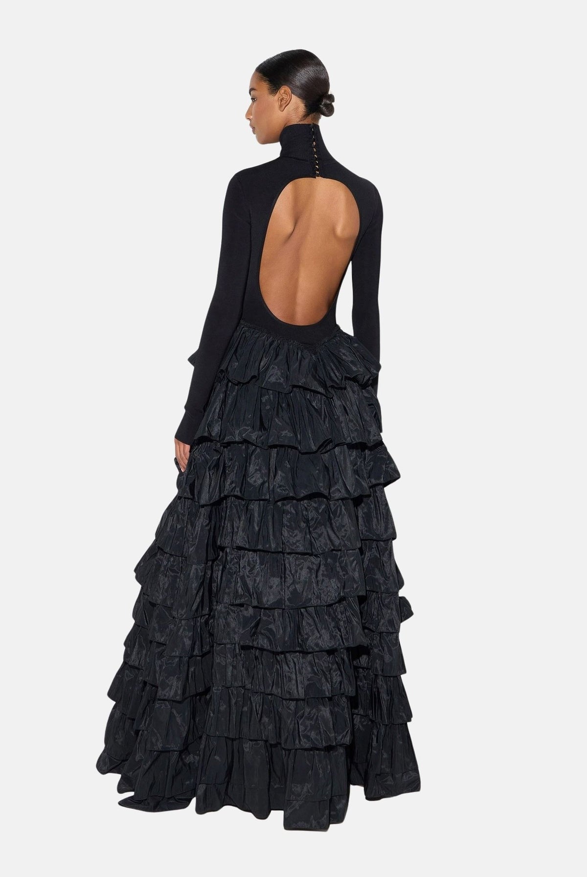 ELISABETTA FRANCHI Abito lungoo nero per donna con collo alto e gonna voluminosa a balze. AM56S67E2 110 ELISABETTA FRANCHI