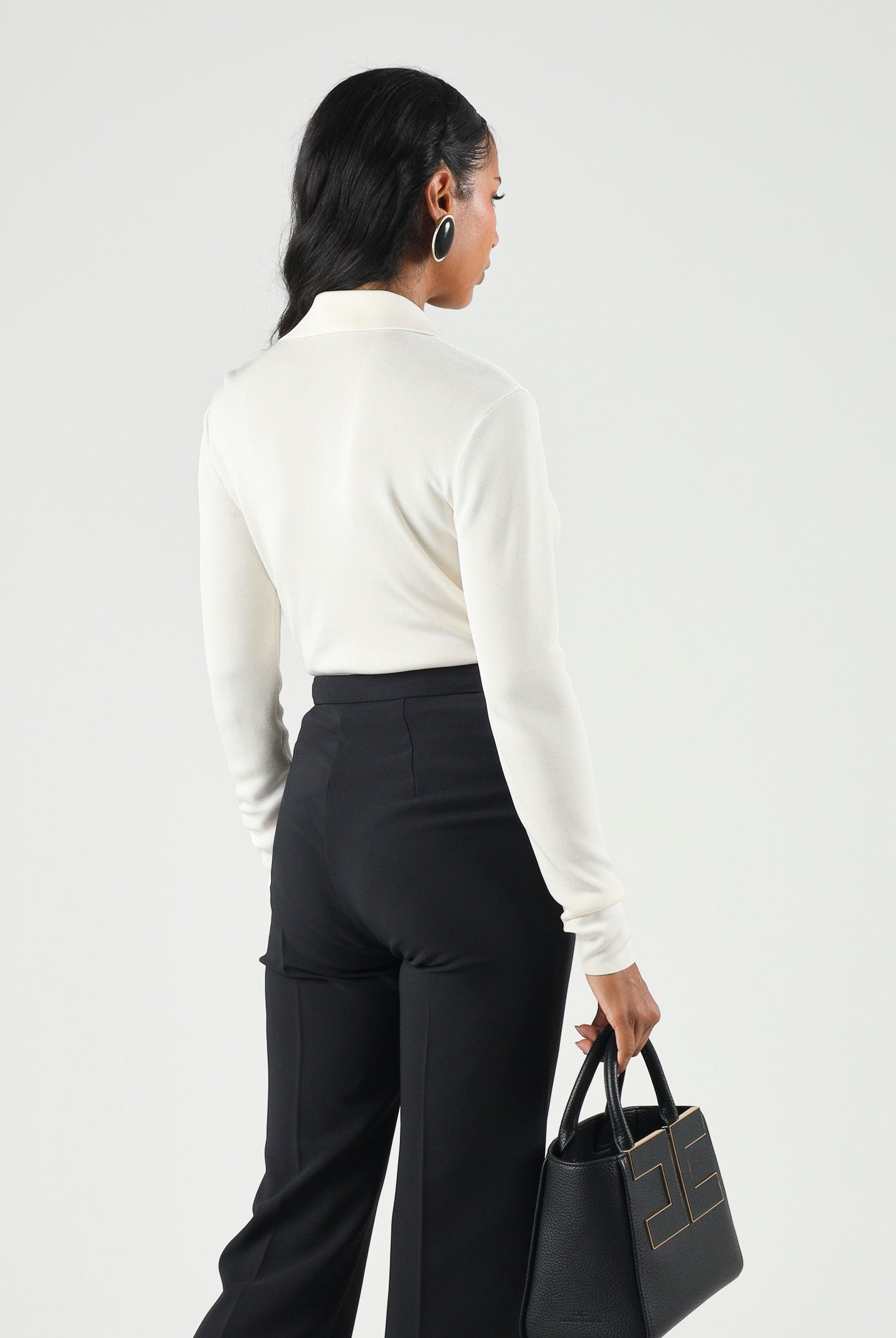 ELISABETTA FRANCHI Body in filato di viscosa burro-bianco da donna con catena gioiello<BR/> BK03S66E2 193 ELISABETTA FRANCHI