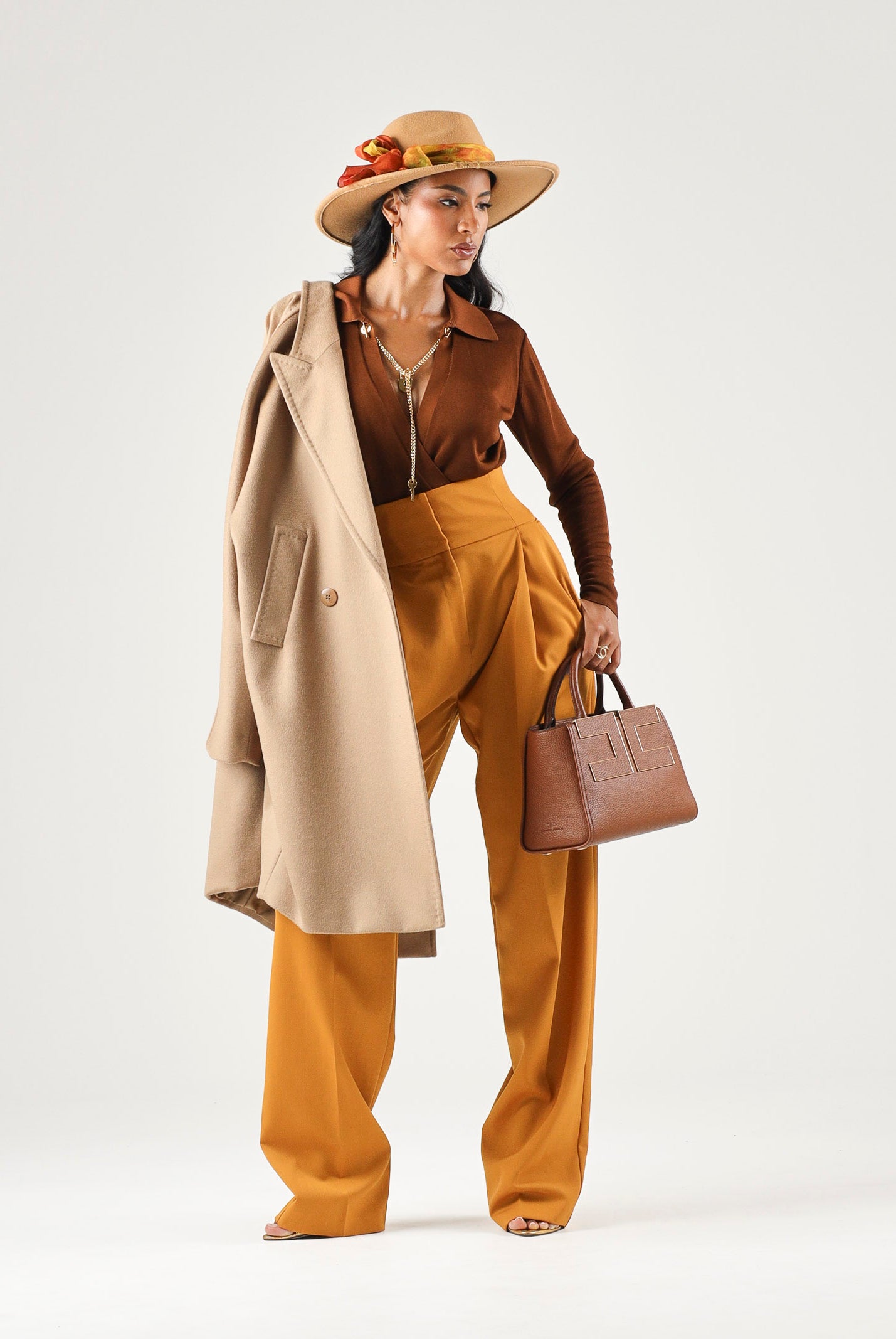 ELISABETTA FRANCHI Body in filato di viscosa sigaro-marrone da donna con catena gioiello<BR/> BK03S66E2 FK3 ELISABETTA FRANCHI