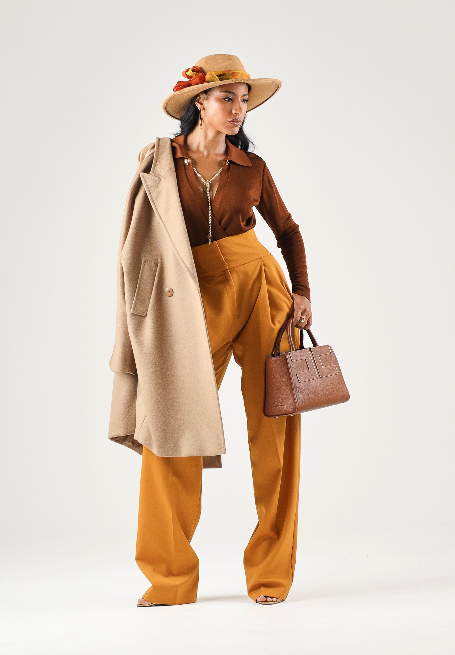 ELISABETTA FRANCHI Body in filato di viscosa sigaro-marrone da donna con catena gioiello<BR/> BK03S66E2 FK3 ELISABETTA FRANCHI
