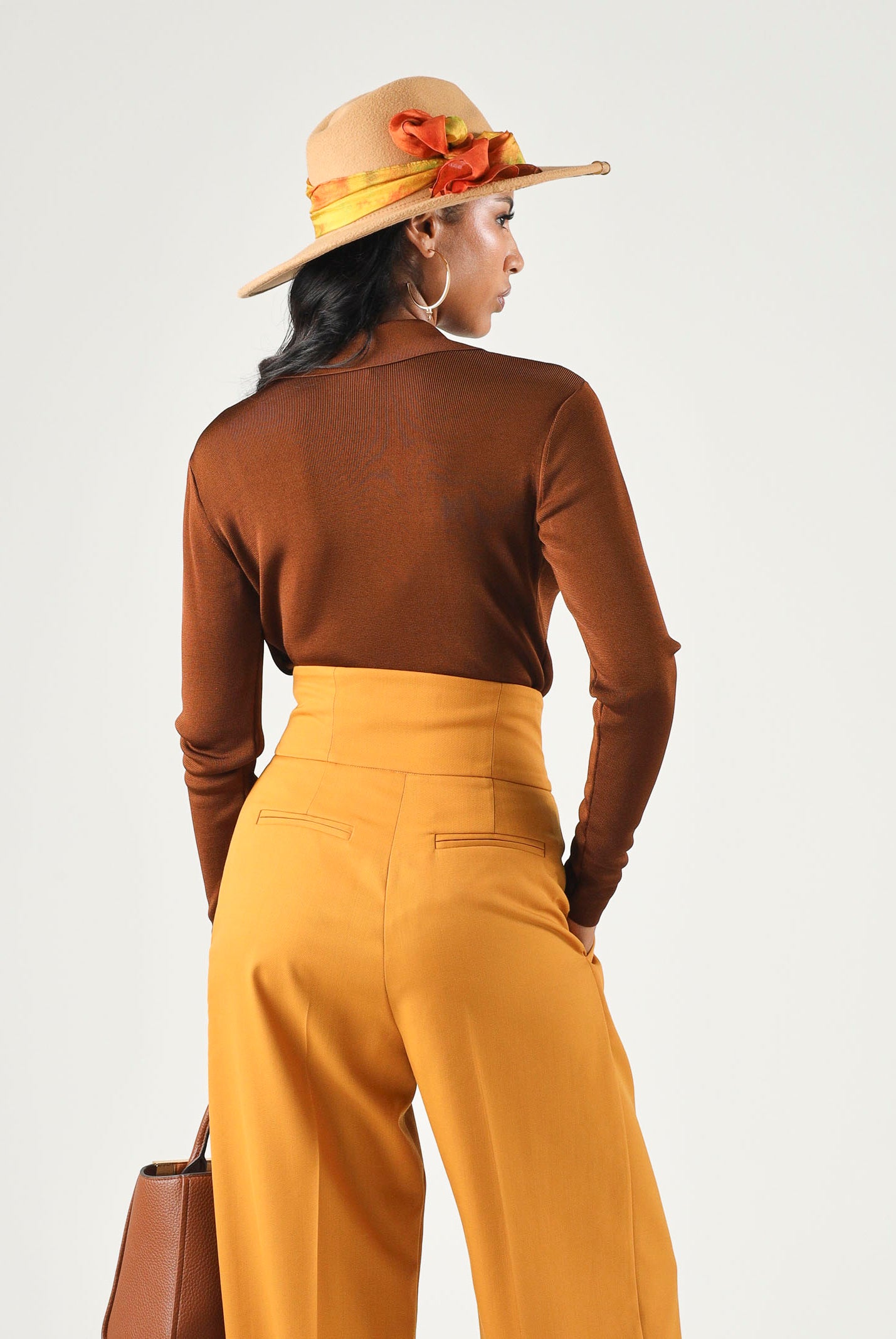 ELISABETTA FRANCHI Body in filato di viscosa sigaro-marrone da donna con catena gioiello<BR/> BK03S66E2 FK3 ELISABETTA FRANCHI