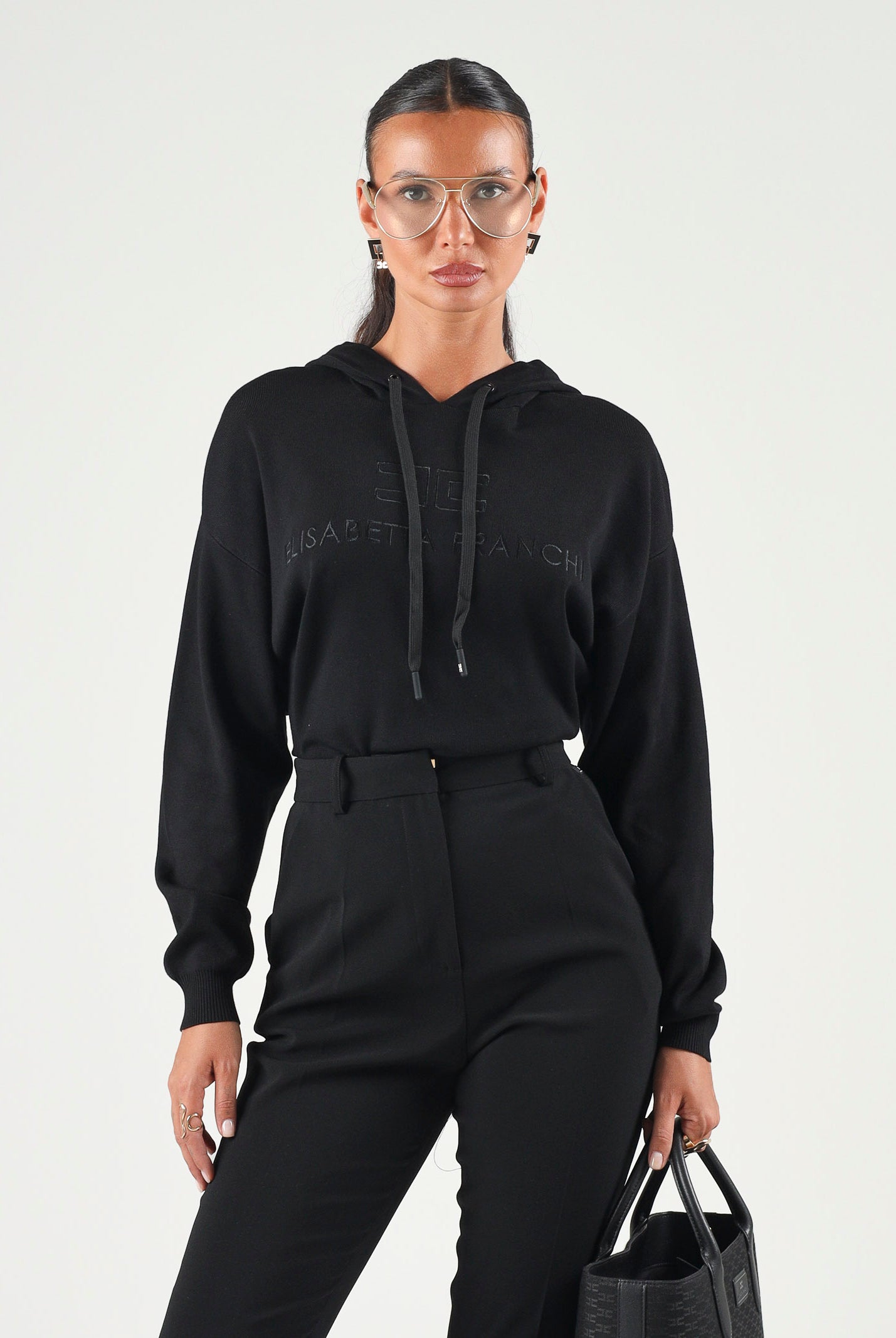 ELISABETTA FRANCHI Body in maglia nero da donna con logo ricamato tono su tono.<BR/> BK87S66E2 110 ELISABETTA FRANCHI