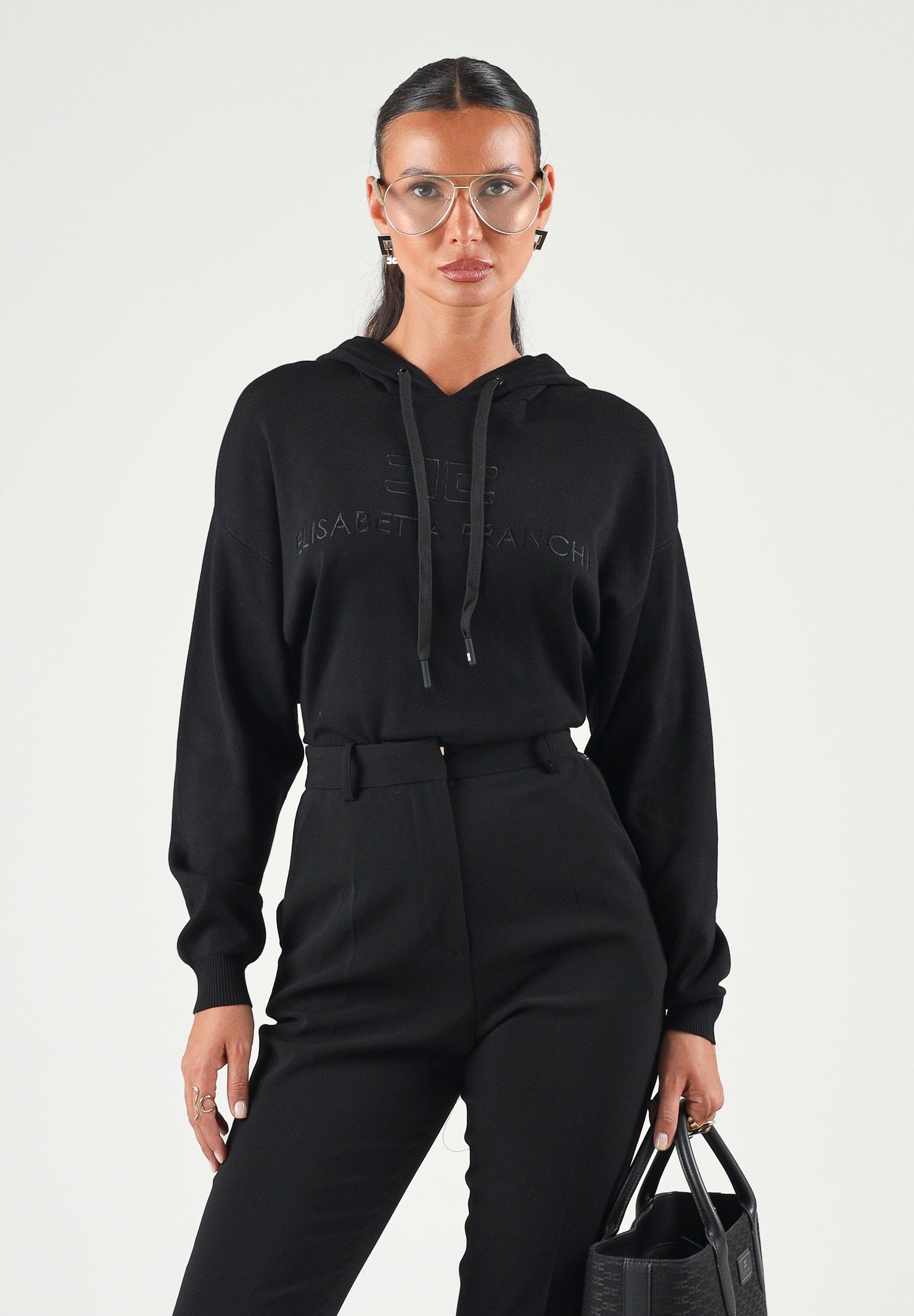 ELISABETTA FRANCHI Body in maglia nero da donna con logo ricamato tono su tono.<BR/> BK87S66E2 110 ELISABETTA FRANCHI