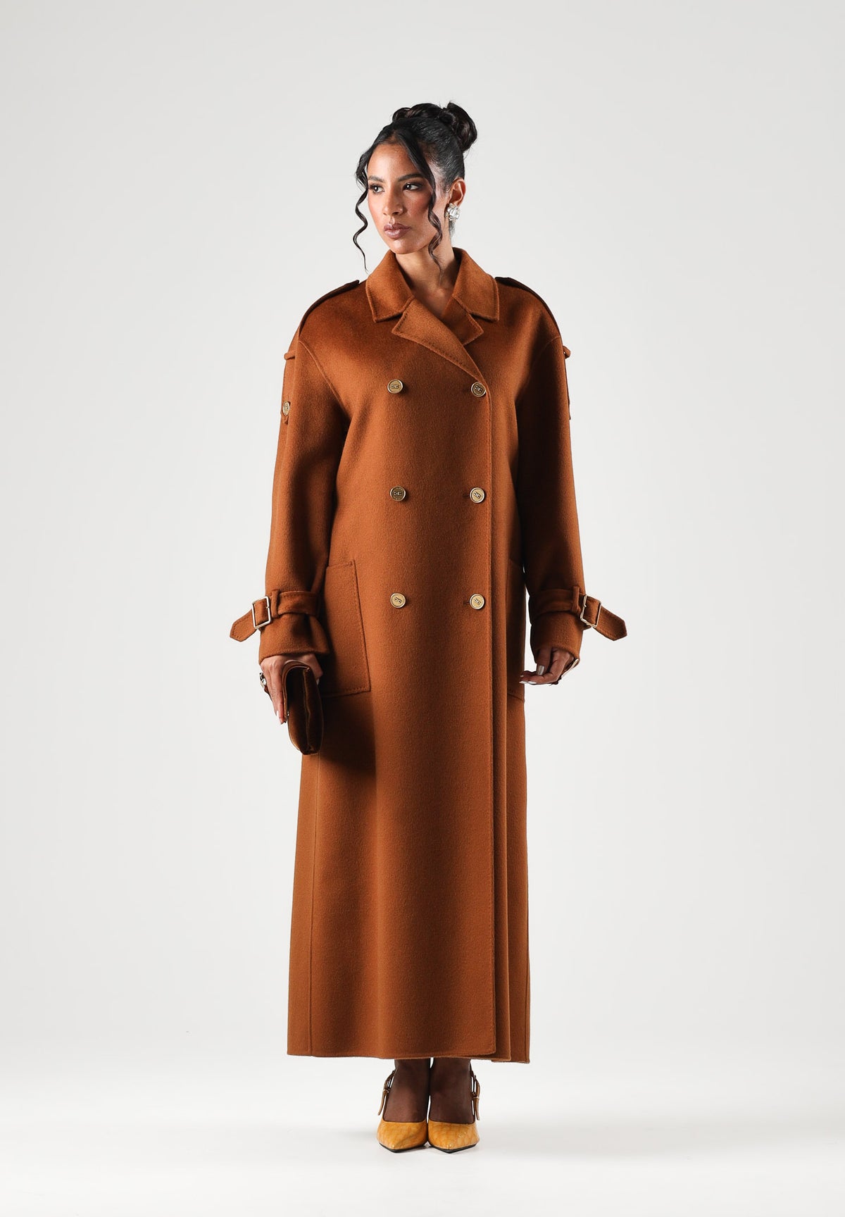 ELISABETTA FRANCHI Cappotto lungo sigaro-marrone per donna con cintura in vita e chiusura doppiopetto. CP02D66E2 FK3 ELISABETTA FRANCHI
