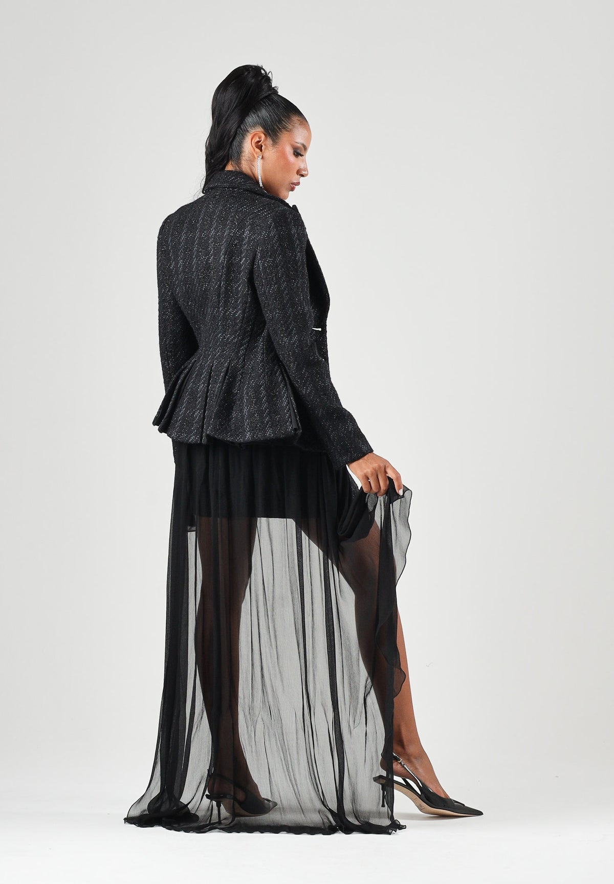 ELISABETTA FRANCHI Giacca monopetto nera per donna con linea sartoriale sagomata GI28867E2 110 ELISABETTA FRANCHI