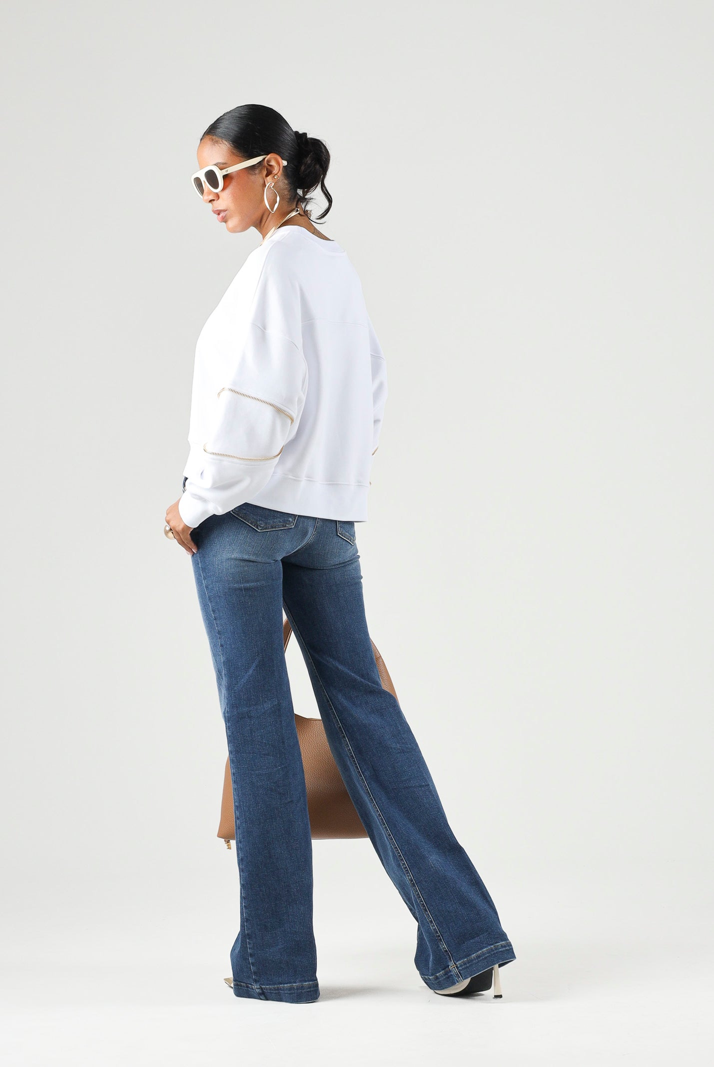 ELISABETTA FRANCHI Maglia Gesso bianco da donna con logo frontale e dettagli a contrasto sulle maniche. MD05P66E2 270 ELISABETTA FRANCHI
