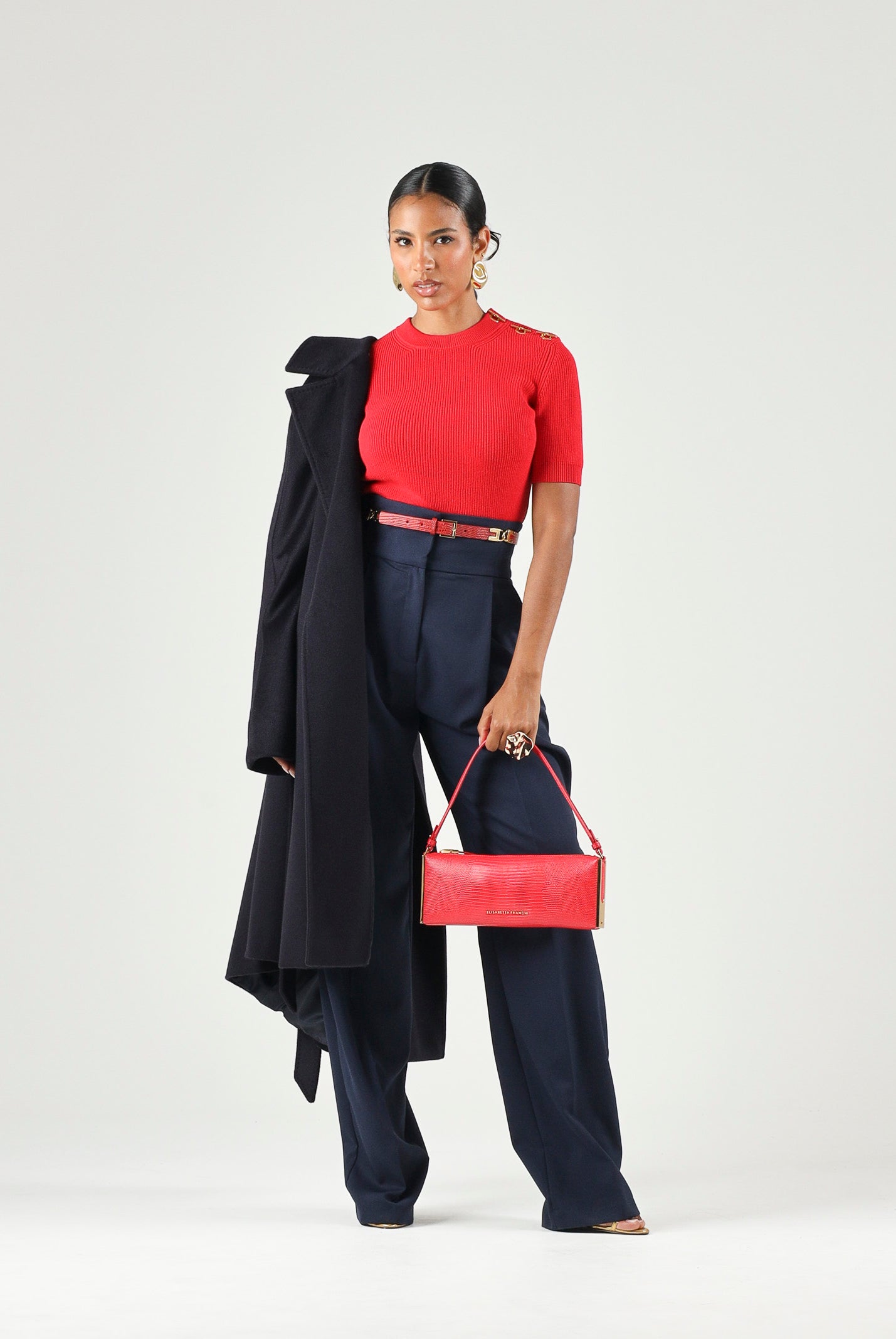 ELISABETTA FRANCHI Top in maglia red passion rosso da donna con applicazioni gioiello sulla spalla. MK02S66E2 CG5 ELISABETTA FRANCHI