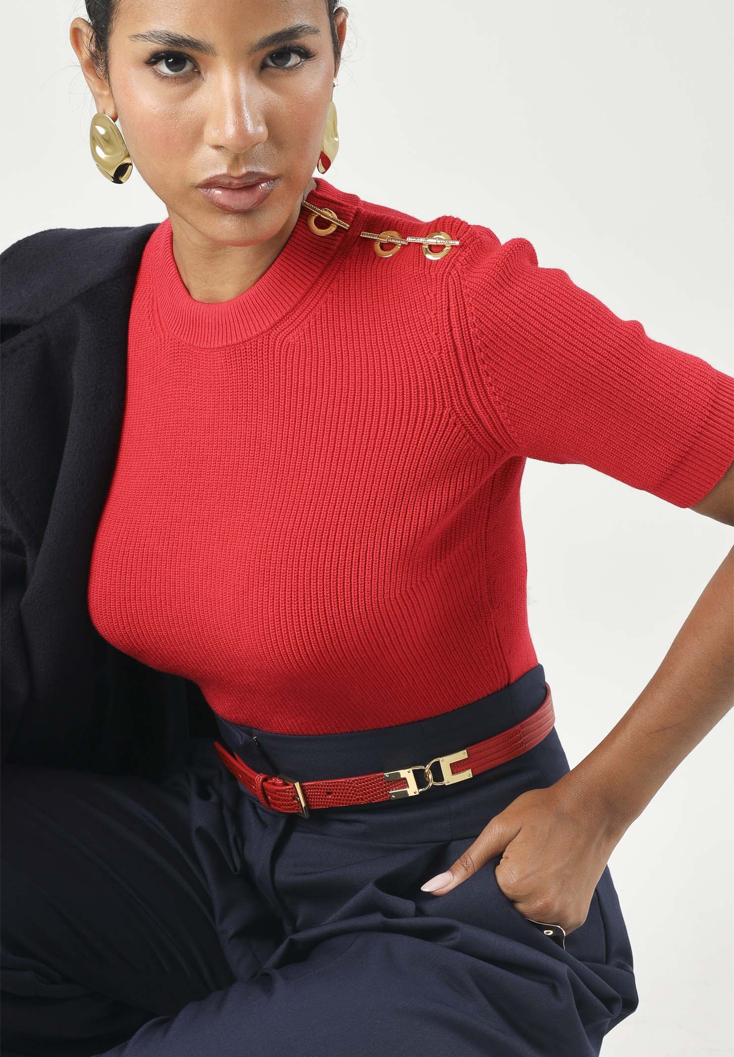 ELISABETTA FRANCHI Top in maglia red passion rosso da donna con applicazioni gioiello sulla spalla. MK02S66E2 CG5 ELISABETTA FRANCHI