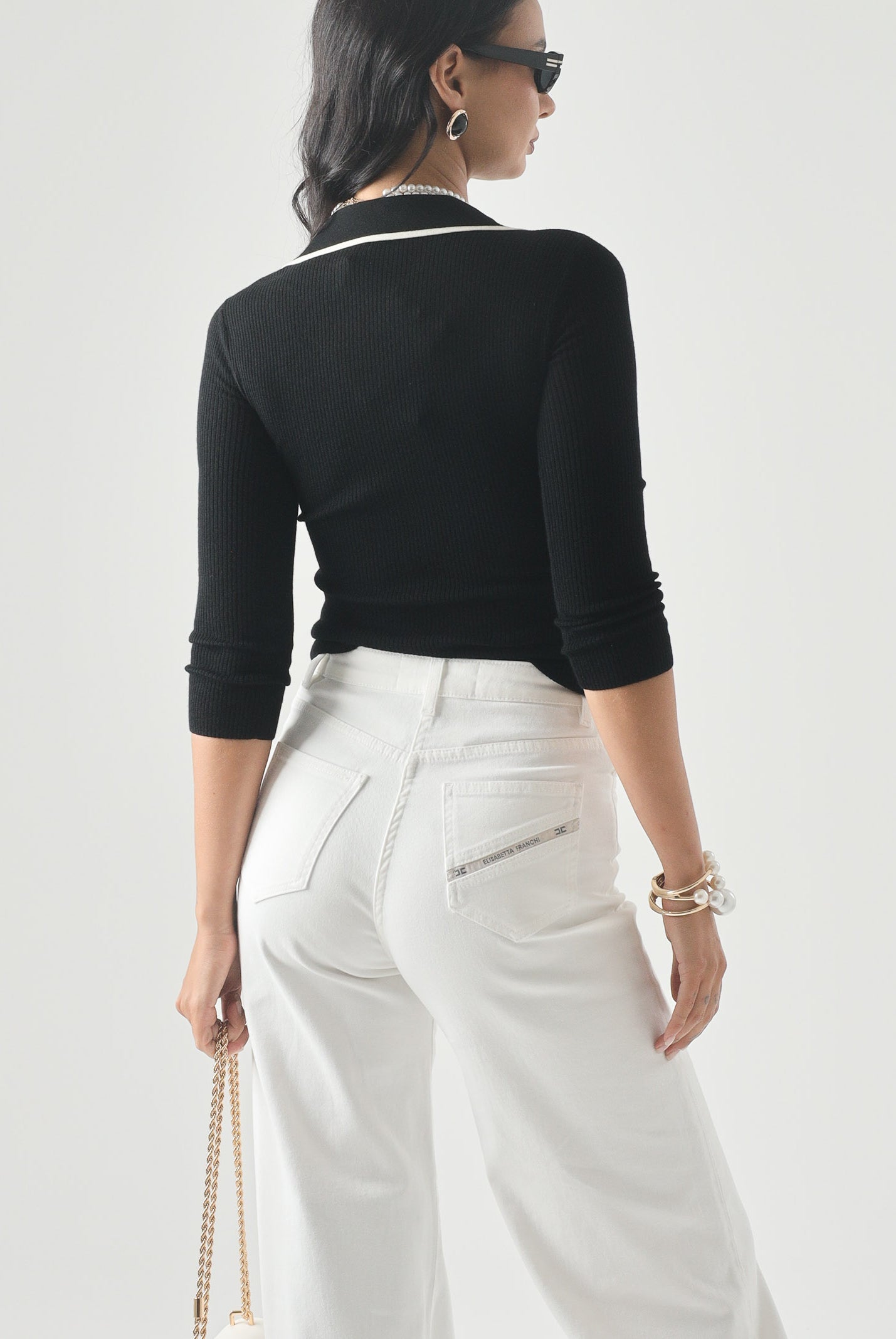 ELISABETTA FRANCHI Polo in lana a costine da donna, colore nero con dettagli burro. MK17B66E2 685 ELISABETTA FRANCHI
