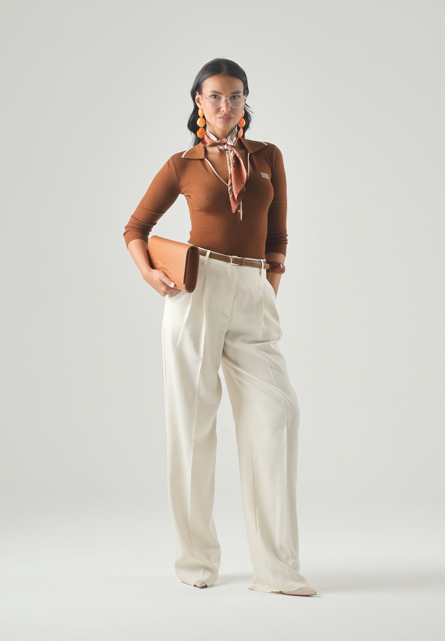 ELISABETTA FRANCHI Polo in lana color tabacco con dettagli rosa nude da donna con logo sul petto MK17B66E2 FQ4 ELISABETTA FRANCHI