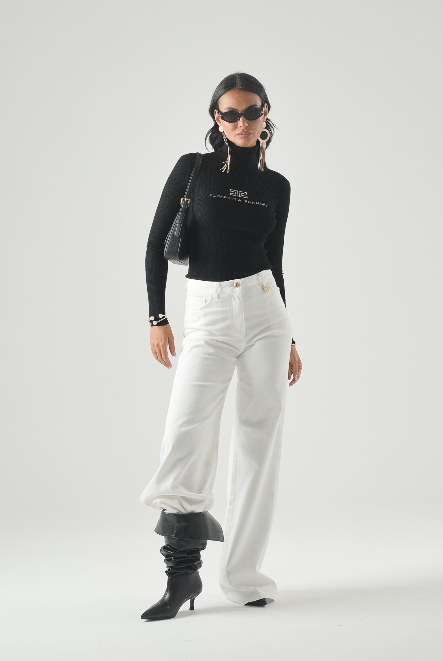 ELISABETTA FRANCHI Dolcevit, nero dettagli burro, da donna <BR/>con logo e lettering a contrasto sul petto. MK18B66E2 685 ELISABETTA FRANCHI