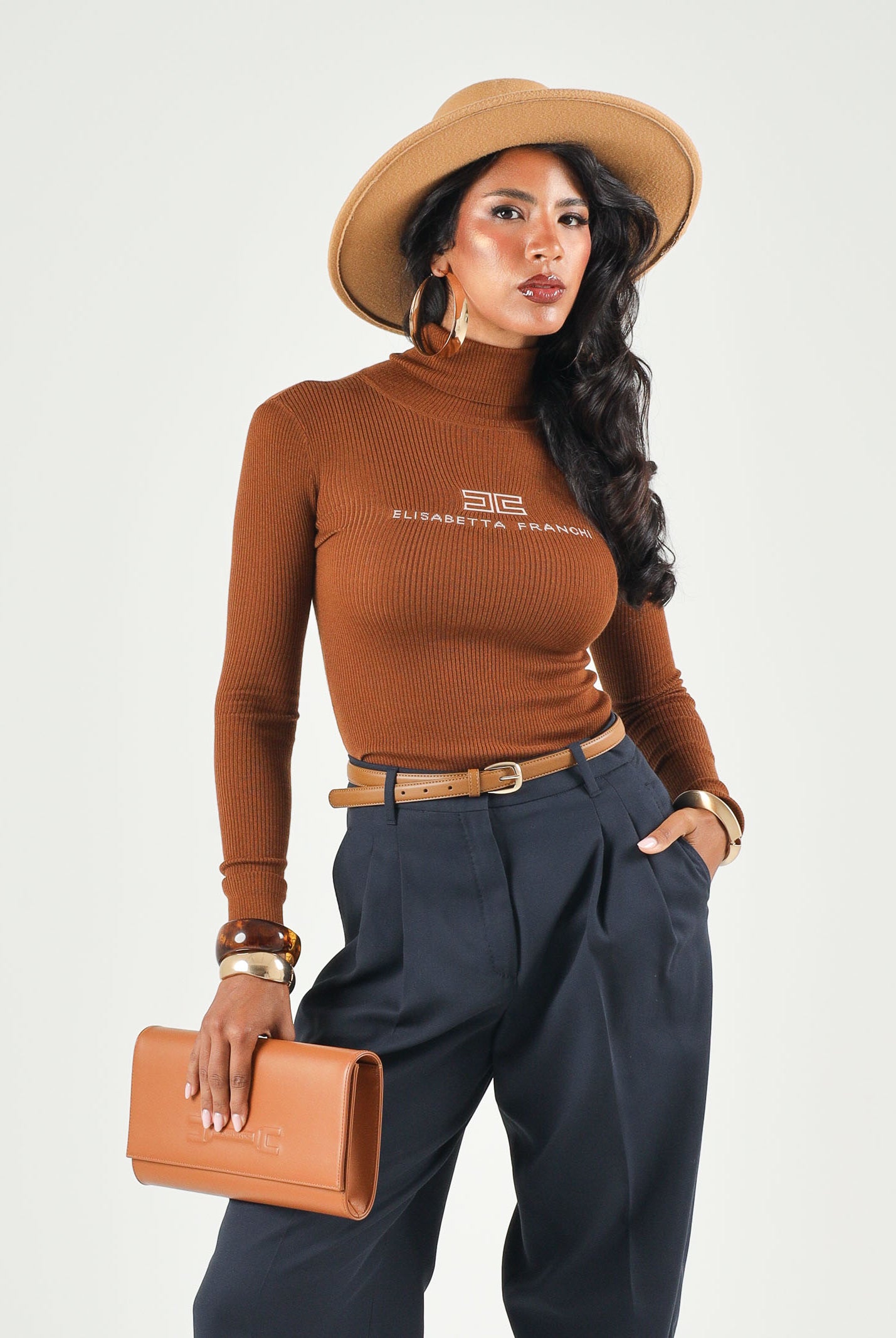 ELISABETTA FRANCHI Dolcevita, sigaro-marrone dettagli nude da donna con logo centrale<BR/> MK18B66E2 FQ4 ELISABETTA FRANCHI