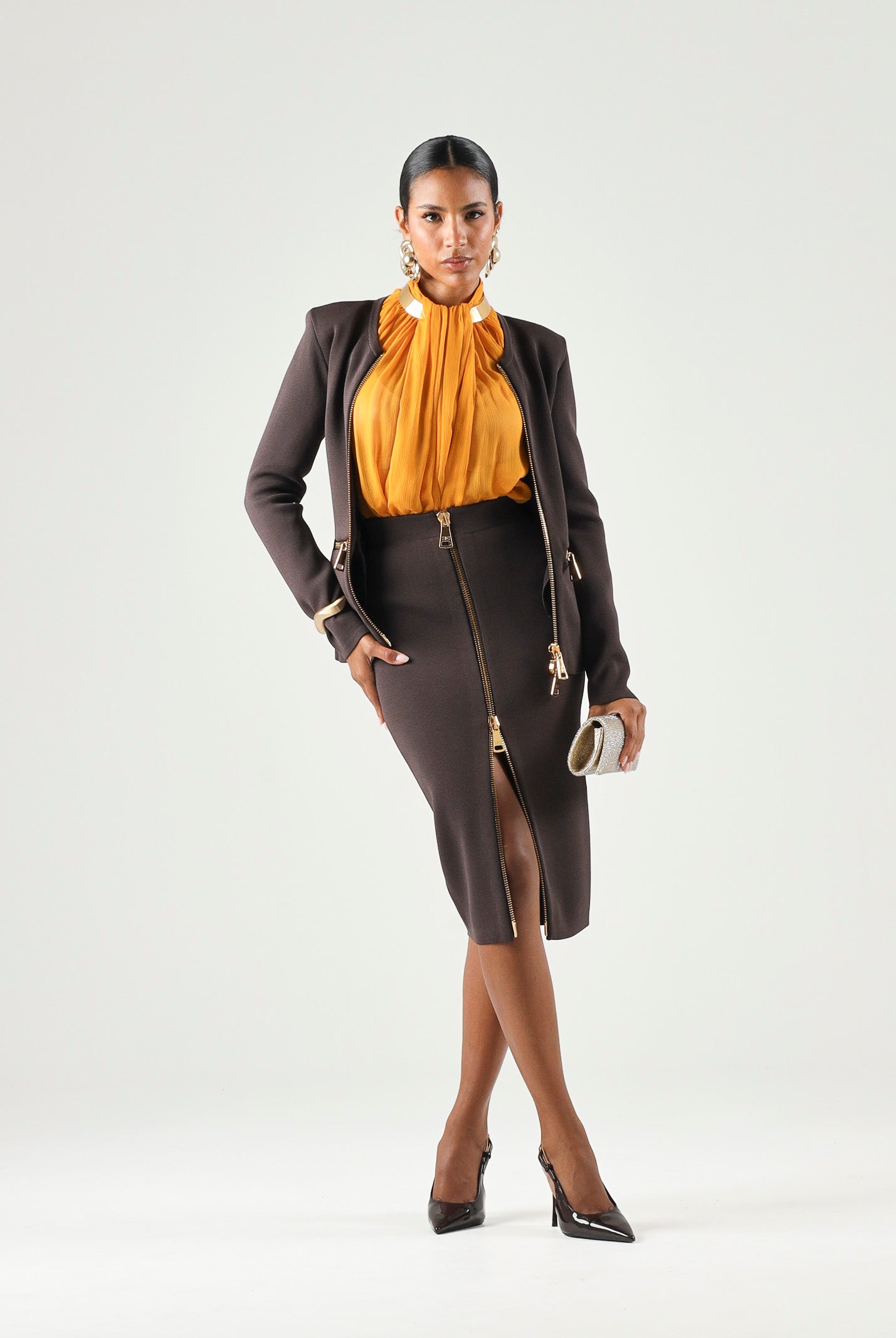 ELISABETTA FRANCHI Cardigan in maglia coffè-marrone da donna con dettagli zip in metallo dorato. MK68B66E2 EV9 ELISABETTA FRANCHI