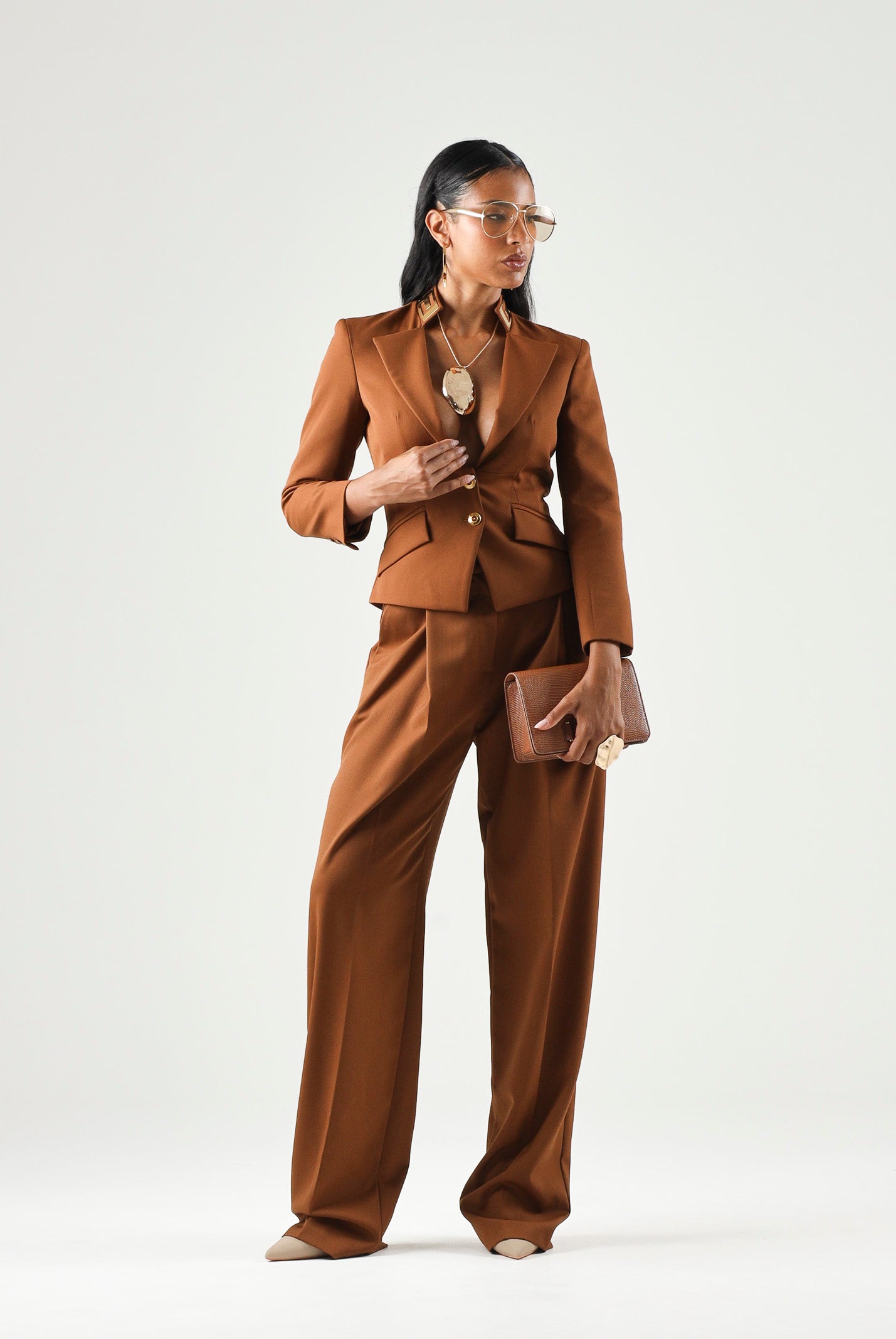 ELISABETTA FRANCHI Pantaloni a palazzo in GABARDINA sigaro marrone da donna con linea ampia e piega stirata frontale PA17966E2 FK3 ELISABETTA FRANCHI
