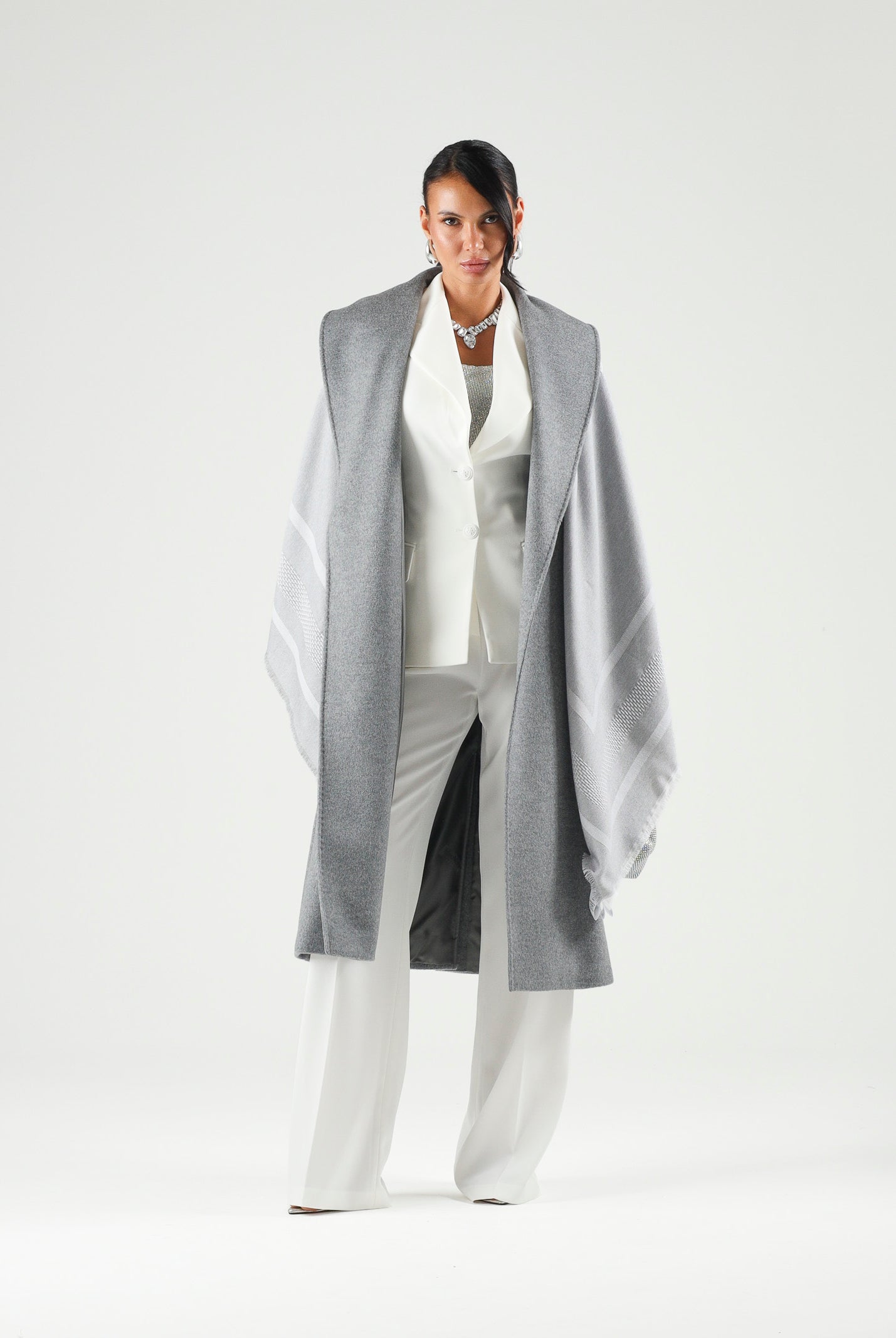 ELISABETTA FRANCHI Pantaloni IN CRÊPE burro da donna con cintura coordinata e dettaglio logo PA20766E2 360 ELISABETTA FRANCHI