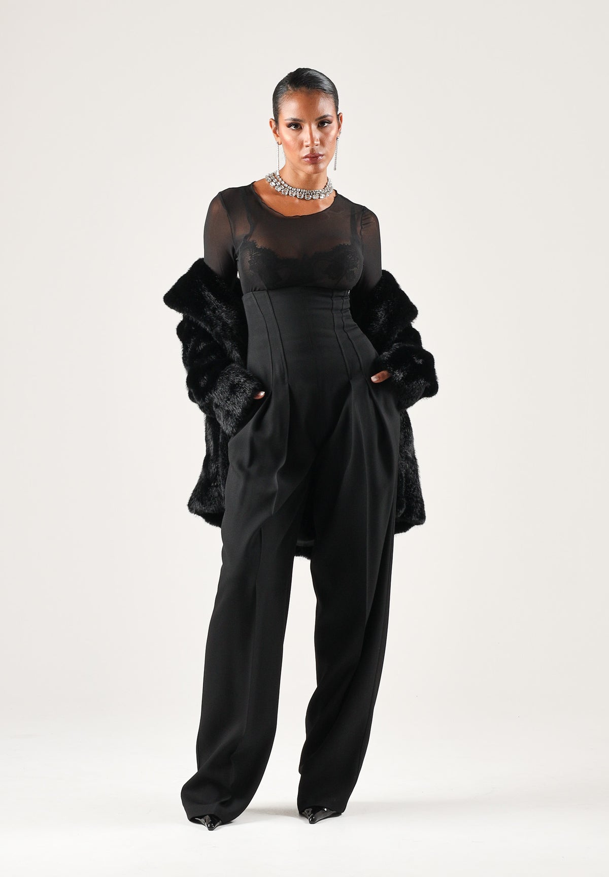 ELISABETTA FRANCHI Pantaloni in gabardina fluida neri per donna con vita alta, costruzione bustier PA22267E2 110 ELISABETTA FRANCHI